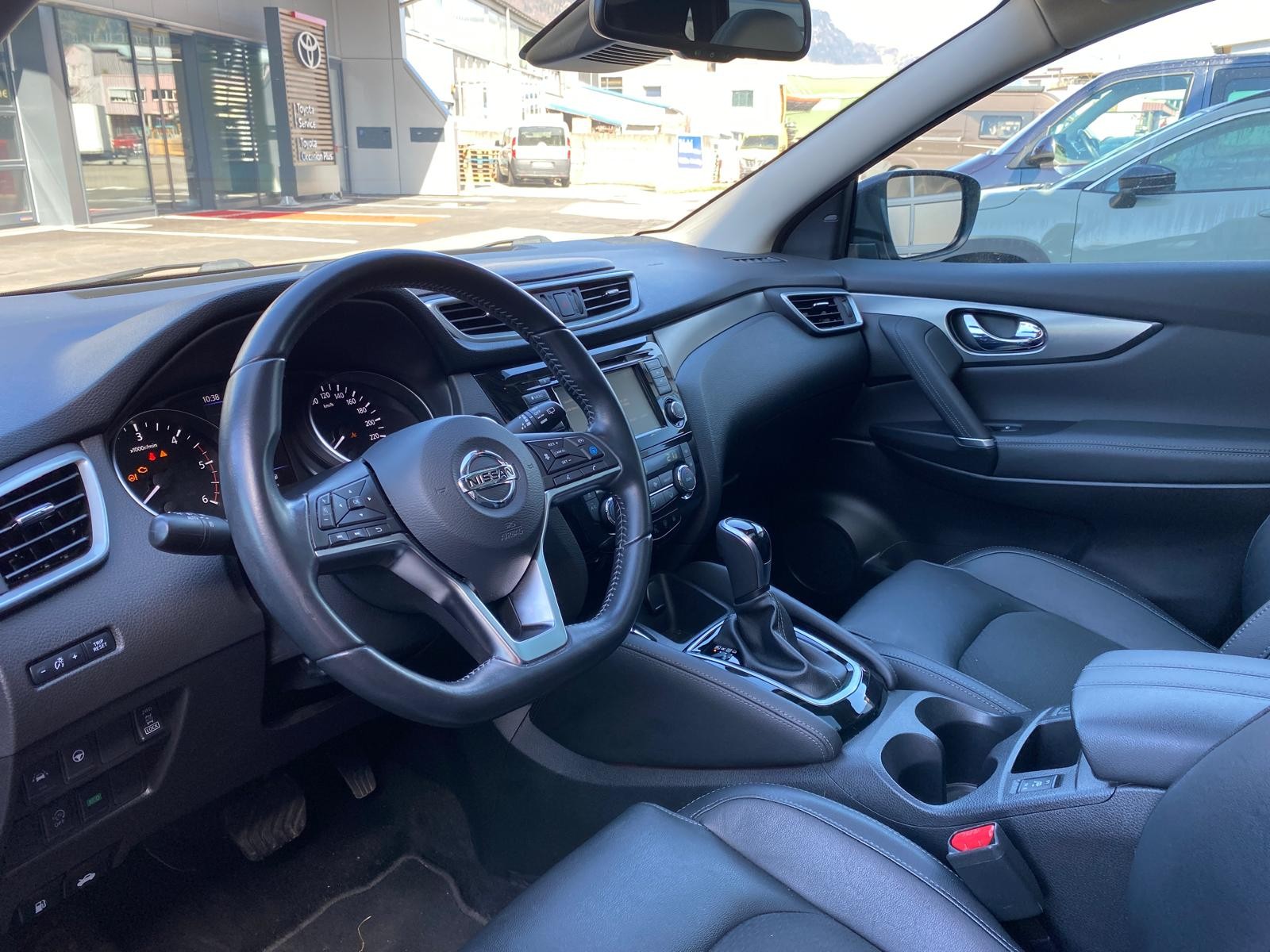 NISSAN Qashqai 1.7 dCi tekna+ Xtronic ALL-MODE 4x4-image-4