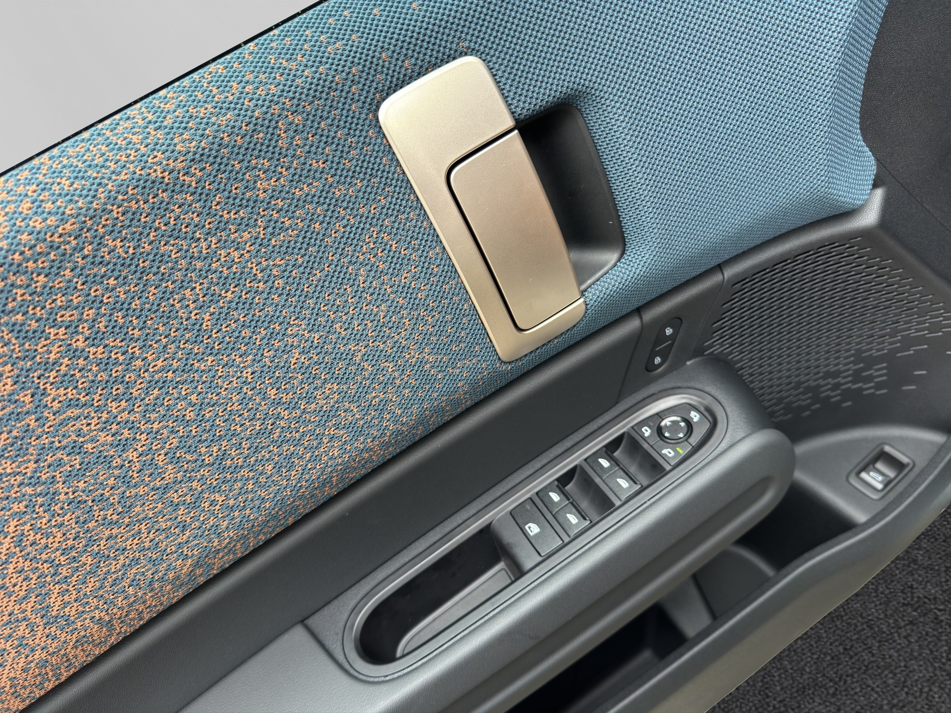MINI SE "Favoured Trim"-image-12