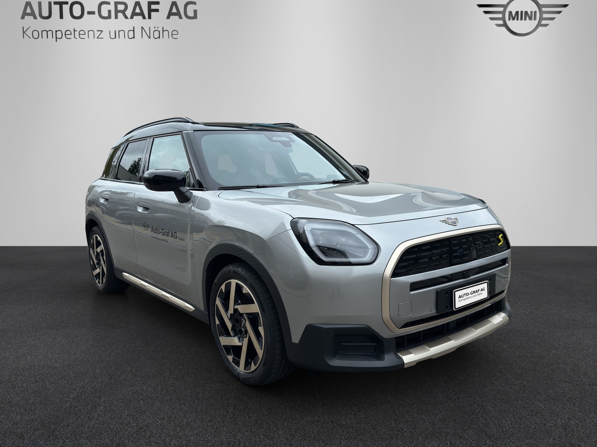 MINI SE "Favoured Trim"-image-6