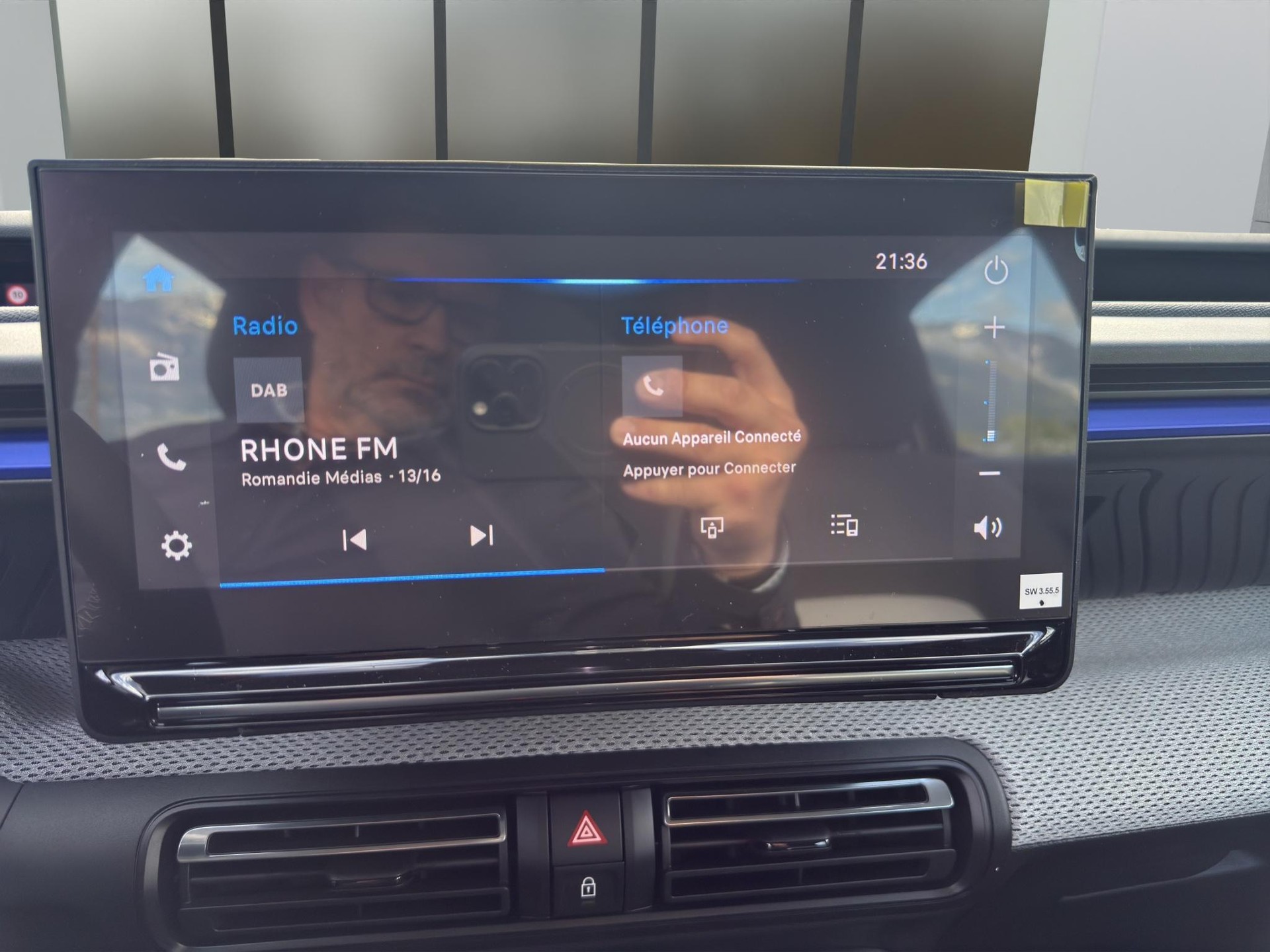 CITROEN C3 1.2 Hybrid Tonic-image-13