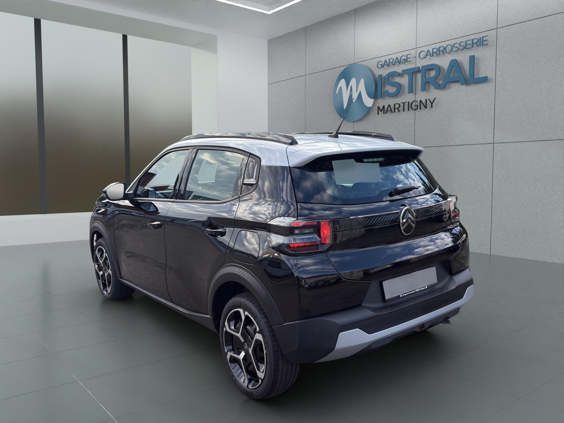 CITROEN C3 1.2 Hybrid Tonic-image-1