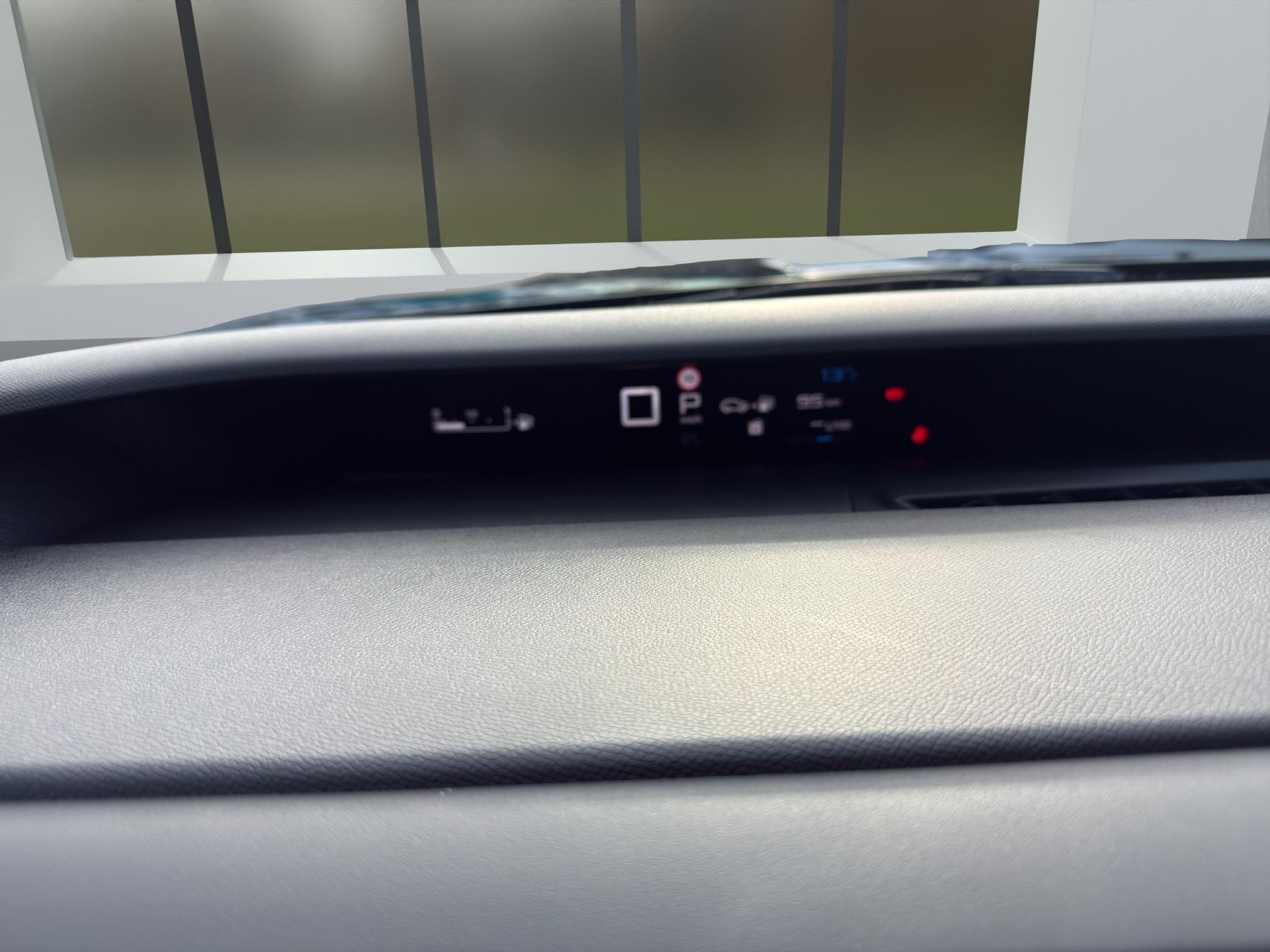 CITROEN C3 1.2 Hybrid Tonic-image-9