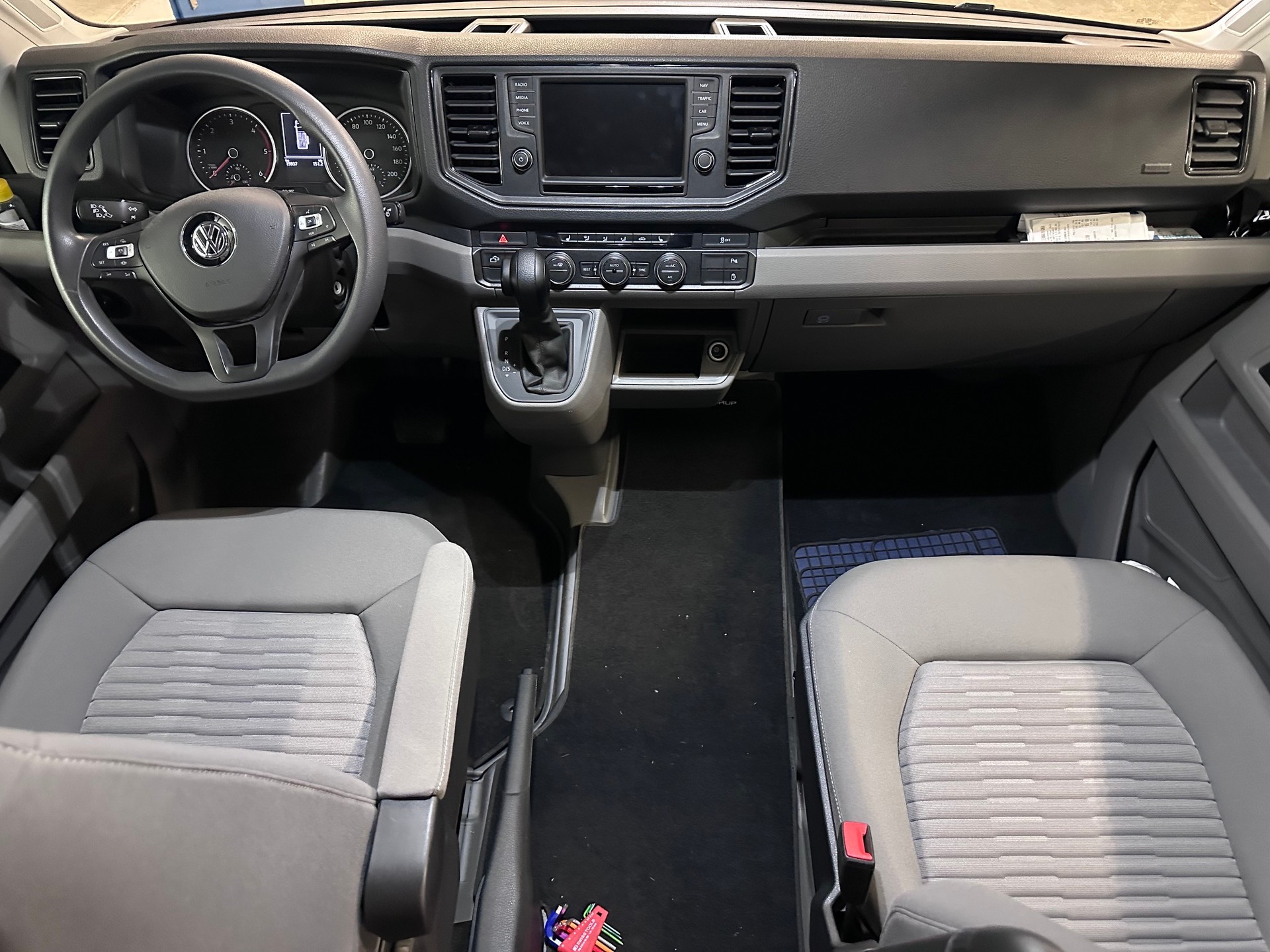 VW Grand California 600 2.0 BI-TDI-image-4