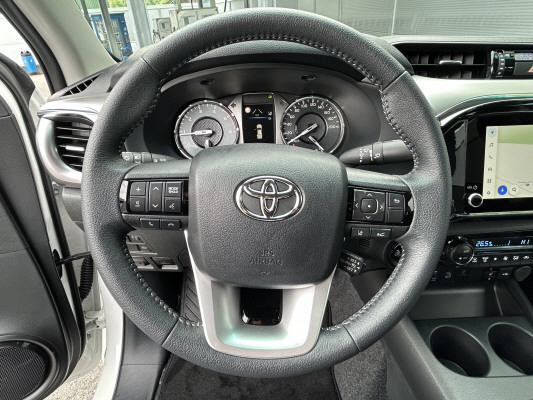 TOYOTA Hilux 2.4d Style DC 4x4 A-image-8