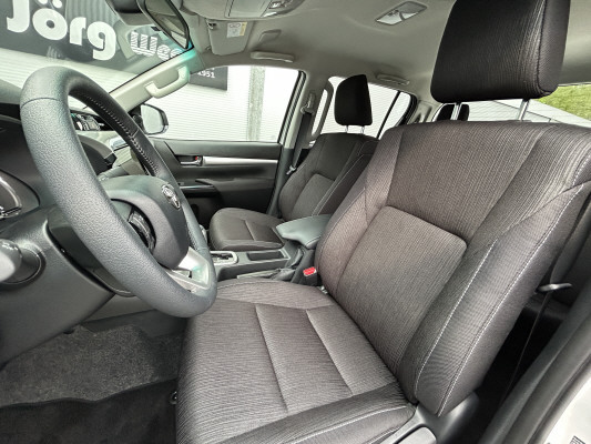 TOYOTA Hilux 2.4d Style DC 4x4 A-image-6