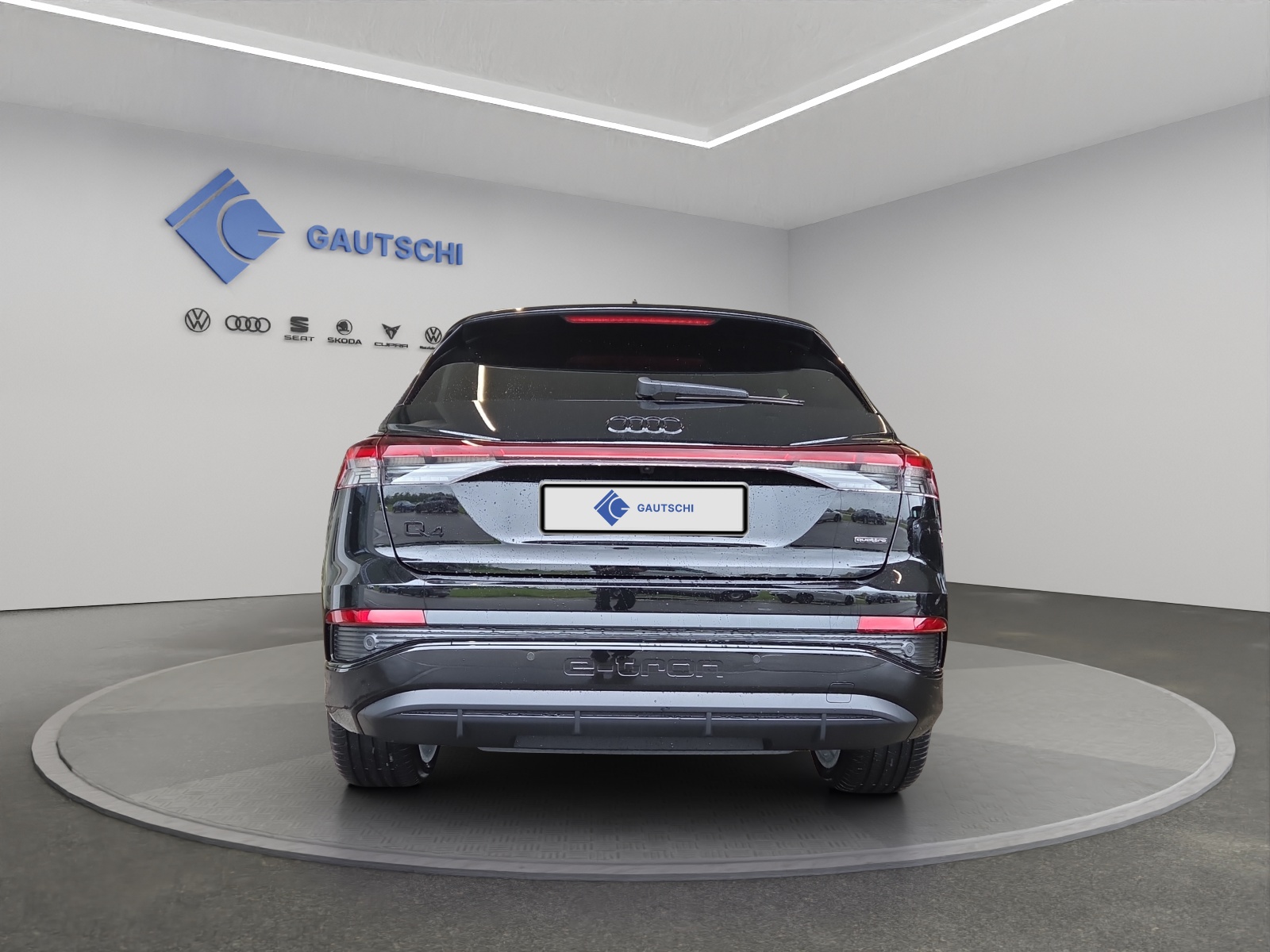 AUDI Q4 e-tron 45 Edition Swiss Ski quattro-image-3