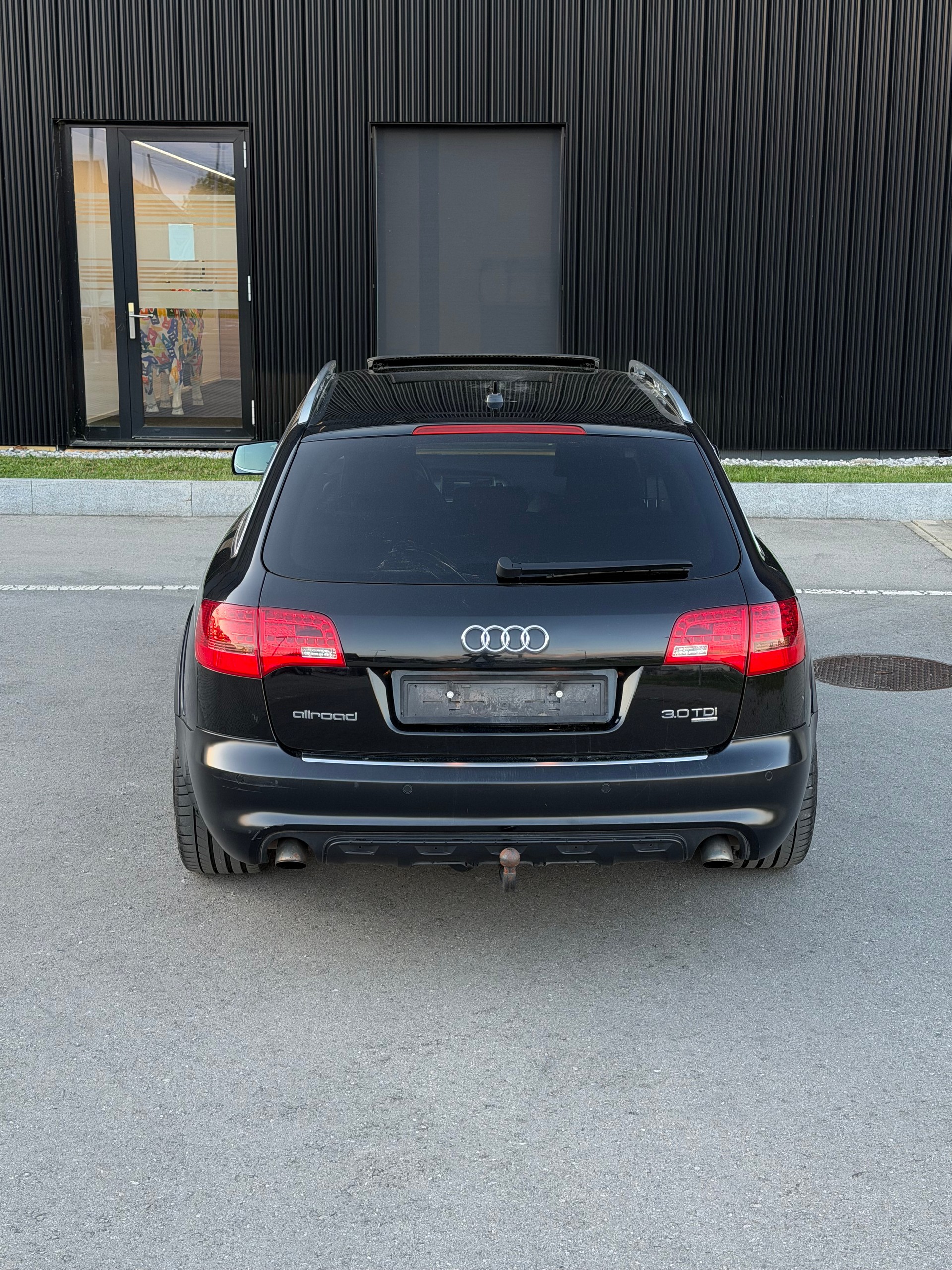 AUDI A6 allroad 3.0 TDI quattro-image-6