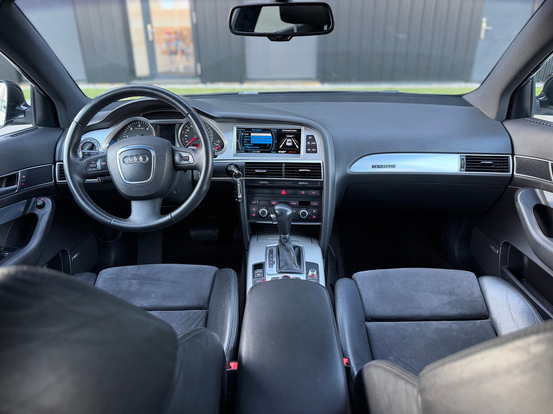 AUDI A6 allroad 3.0 TDI quattro-image-10