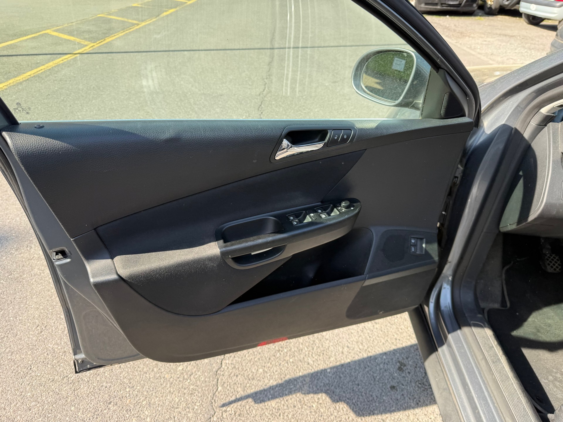 VW Passat Variant 1.8 TSI Comfortline-image-9