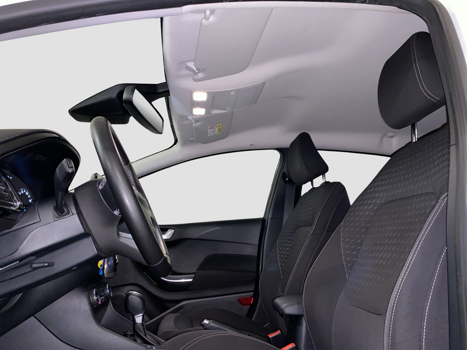 FORD Fiesta 1.0 EcoB Hybrid Titanium-image-6