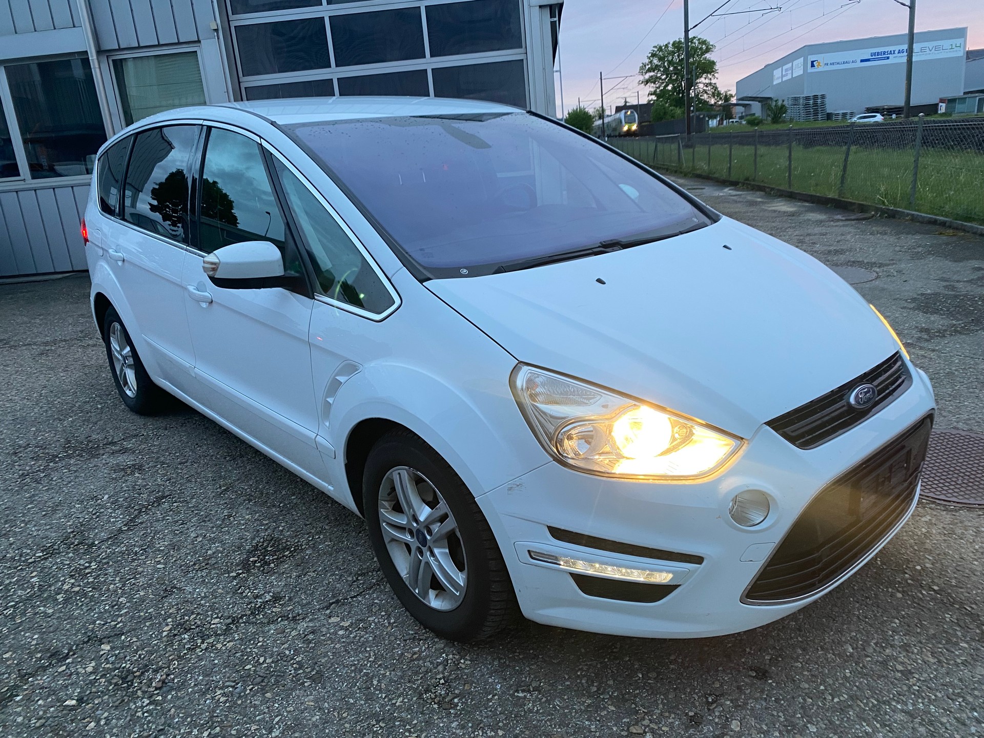 FORD S-Max 2.0 TDCi Titanium PowerShift-image-1