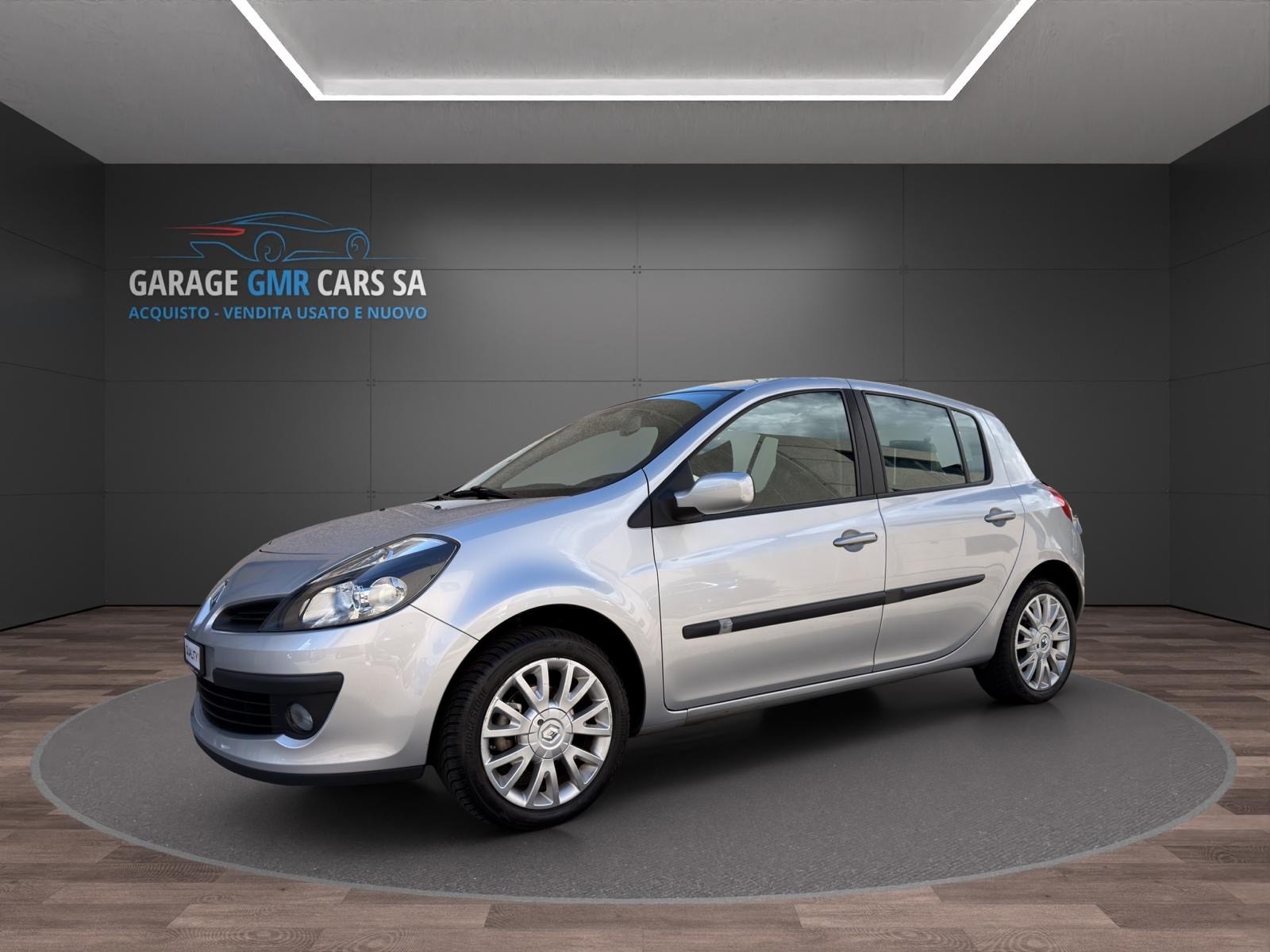 RENAULT Clio 1.2 16V Turbo Expression-image-0