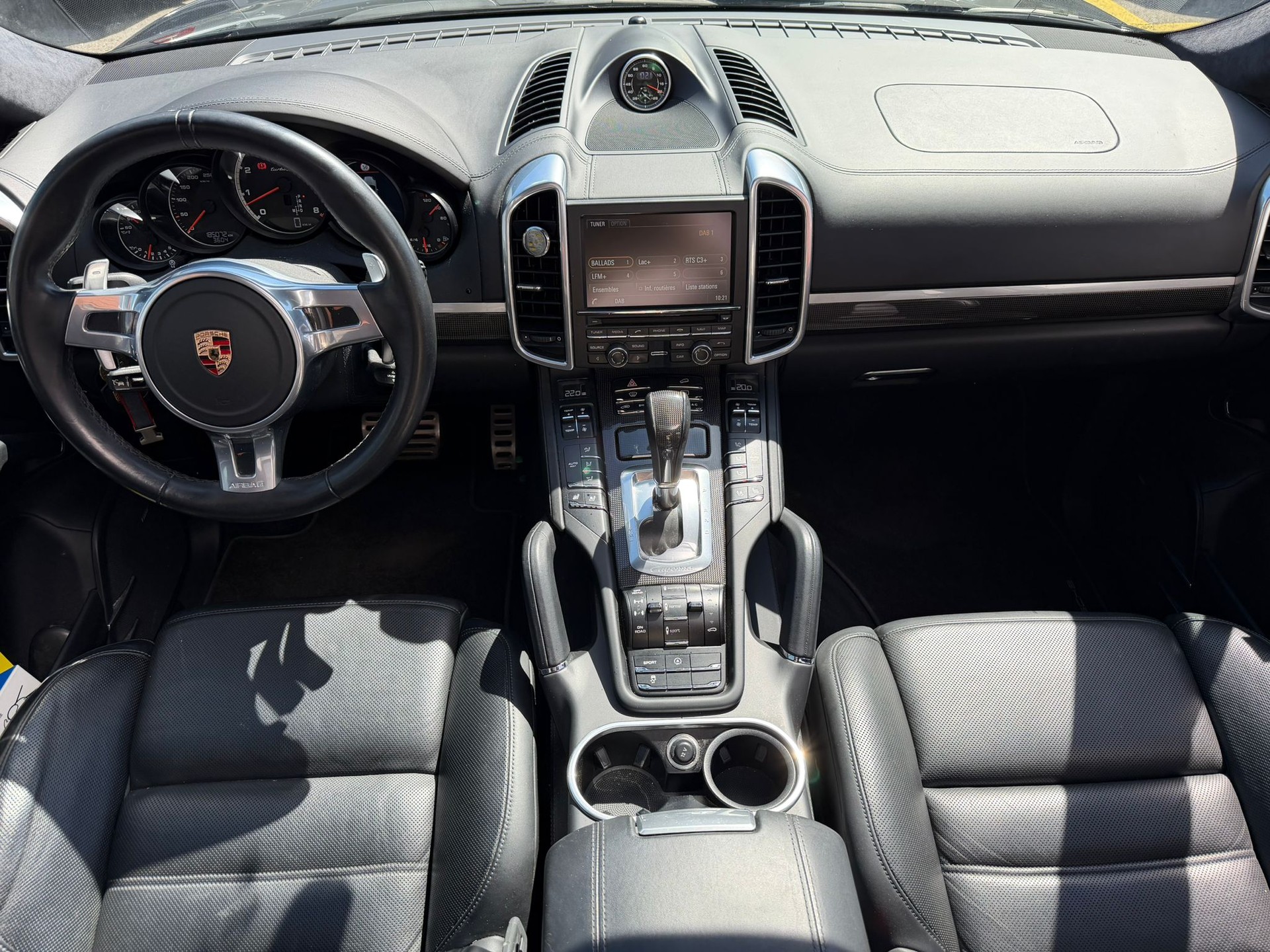 PORSCHE Cayenne Turbo S Attelage-image-15