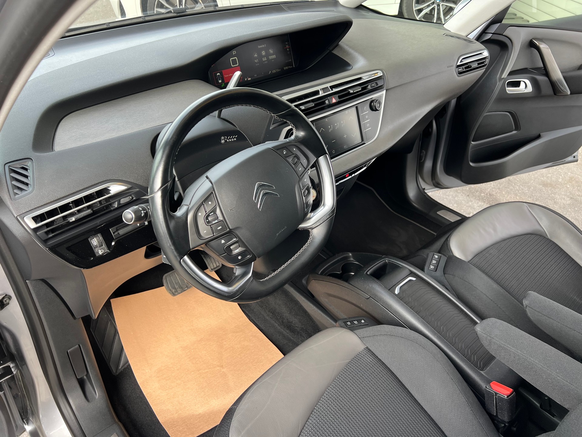 CITROEN Grand C4 Picasso 2.0 BlueHDi Edition *** 7 Plätzer * Navi * Leder * Rückfahrtkamera * frisch ab MFK * 1 Jahr Garantie möglich **-image-18