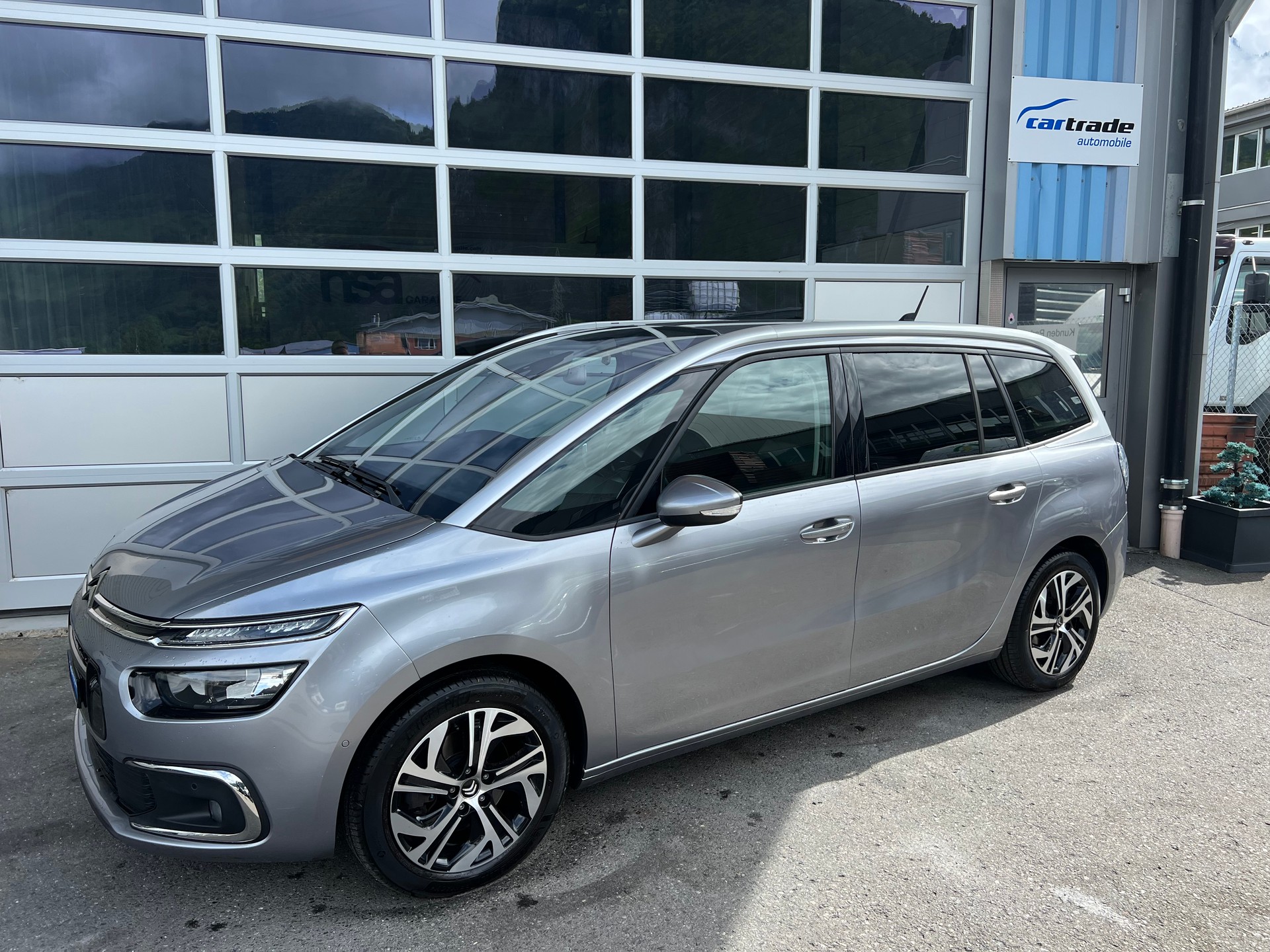CITROEN Grand C4 Picasso 2.0 BlueHDi Edition *** 7 Plätzer * Navi * Leder * Rückfahrtkamera * frisch ab MFK * 1 Jahr Garantie möglich **