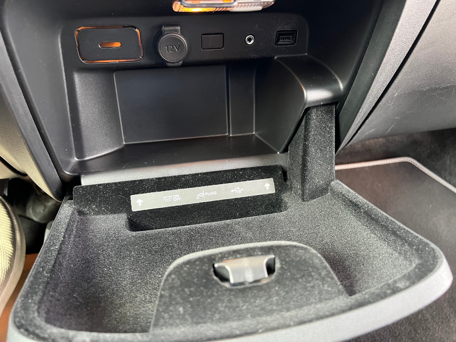 CITROEN Grand C4 Picasso 2.0 BlueHDi Edition *** 7 Plätzer * Navi * Leder * Rückfahrtkamera * frisch ab MFK * 1 Jahr Garantie möglich **-image-20
