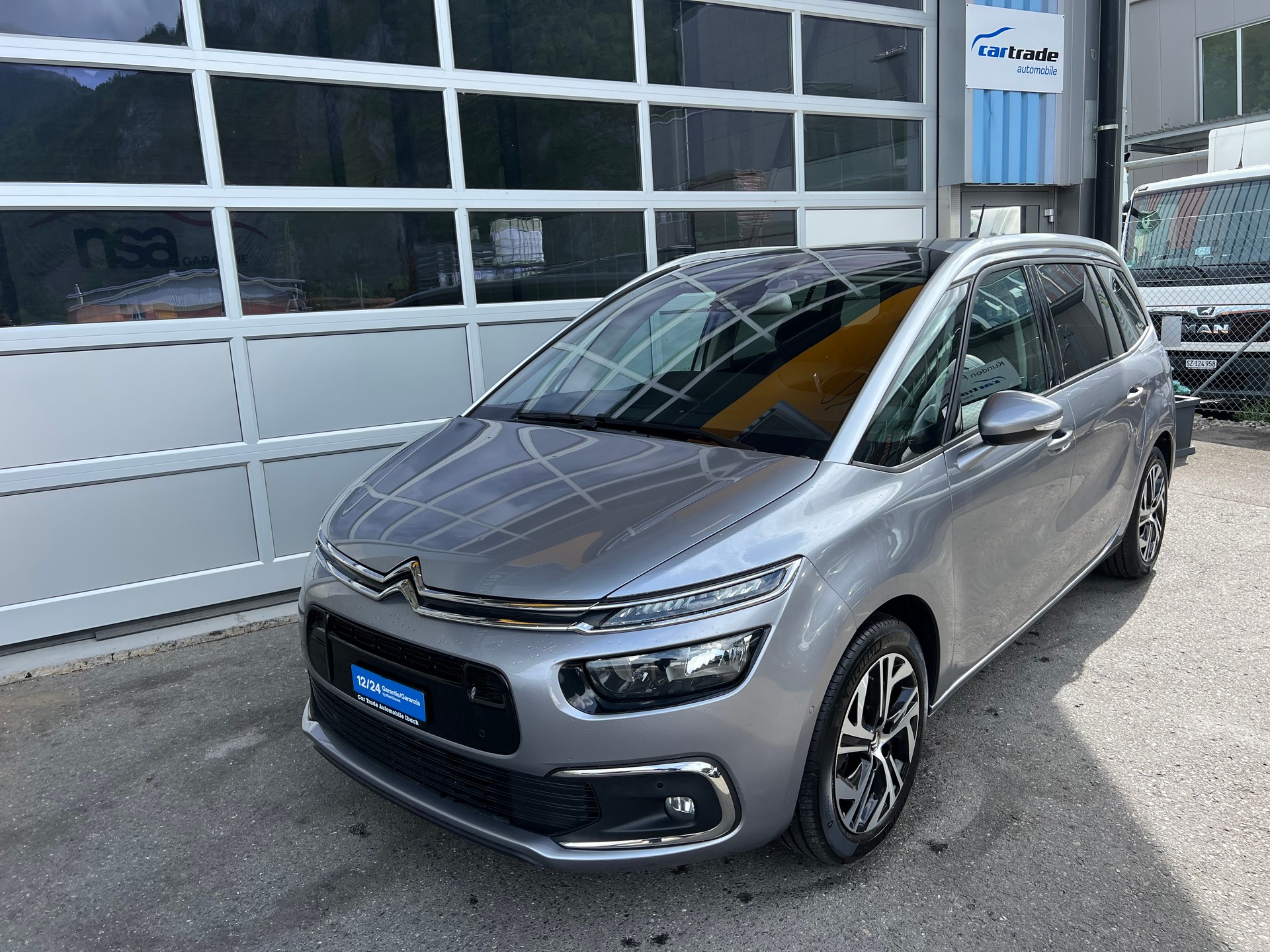 CITROEN Grand C4 Picasso 2.0 BlueHDi Edition *** 7 Plätzer * Navi * Leder * Rückfahrtkamera * frisch ab MFK * 1 Jahr Garantie möglich **-showroom-element-1