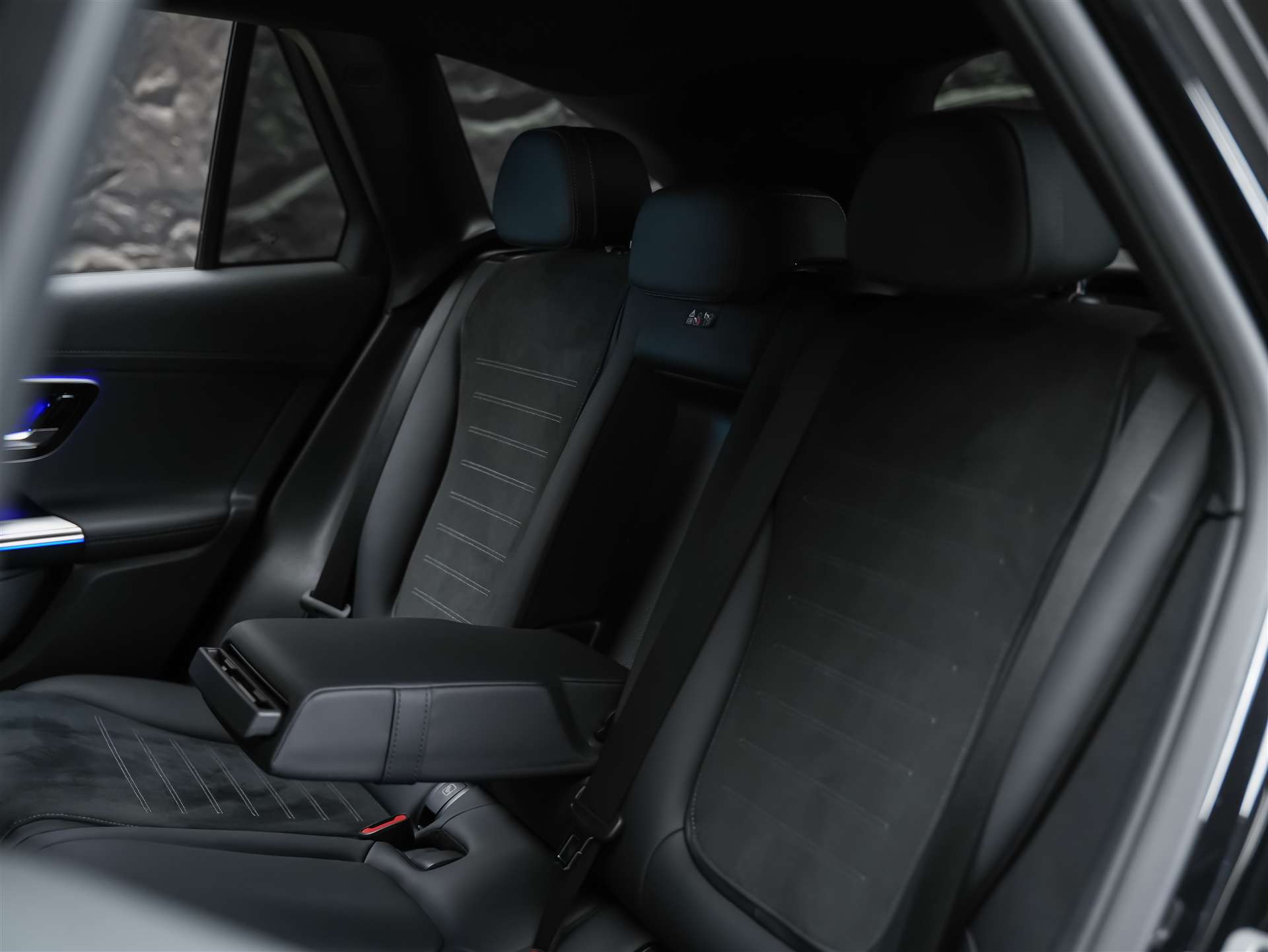 MERCEDES-BENZ GLC 200 AMG Line 4matic *Digital Light*360° Kamera* Night Paket*-image-12