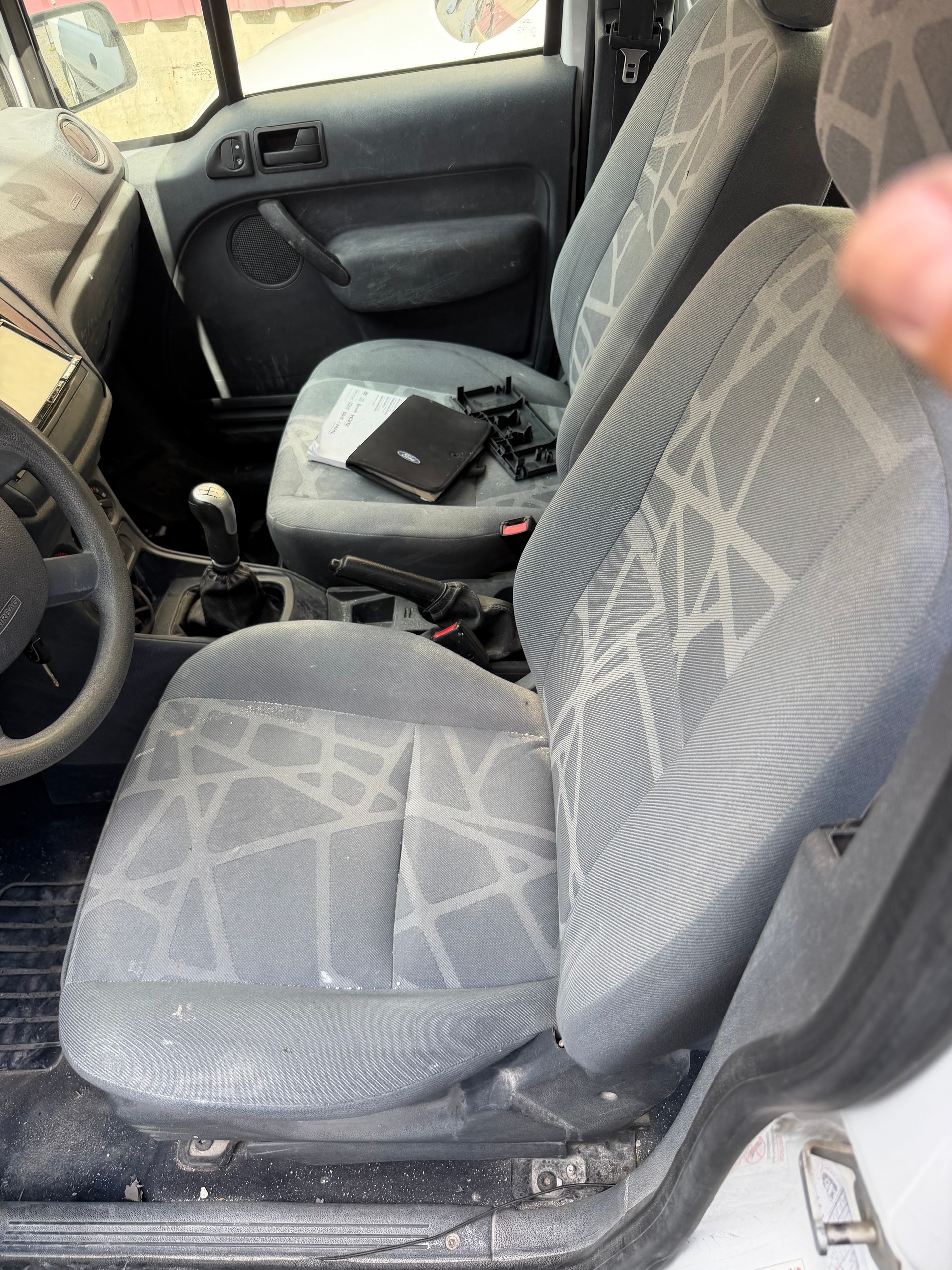 FORD TOURNEO CONNECT-image-6