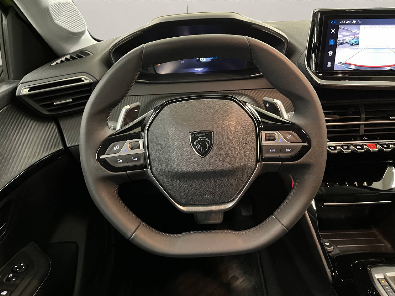 PEUGEOT 208 1.2 Hybrid Allure-image-6