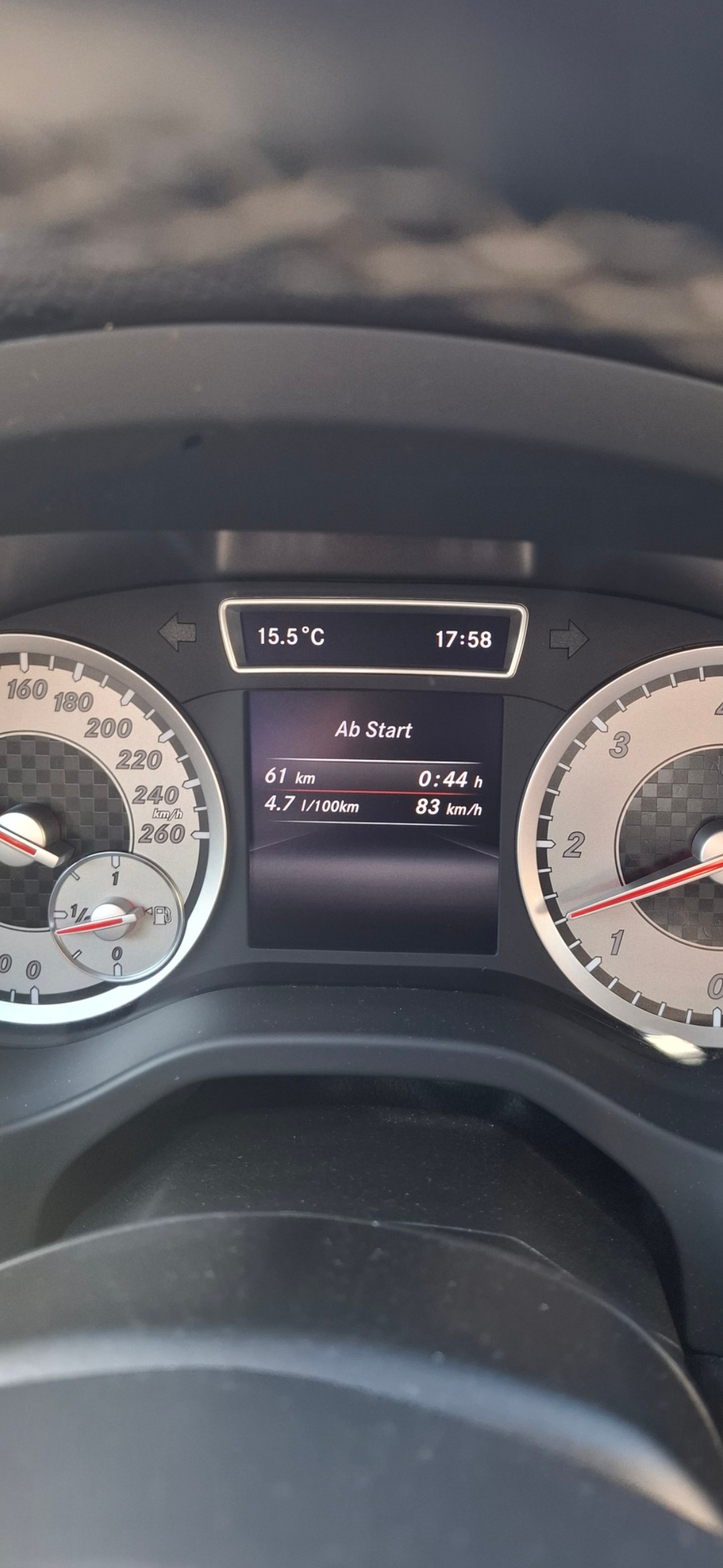 MERCEDES-BENZ A 200 CDI-image-2