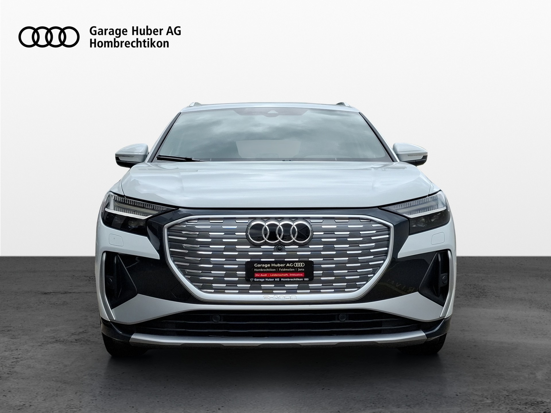 AUDI Q4 e-tron 45 quattro-image-2