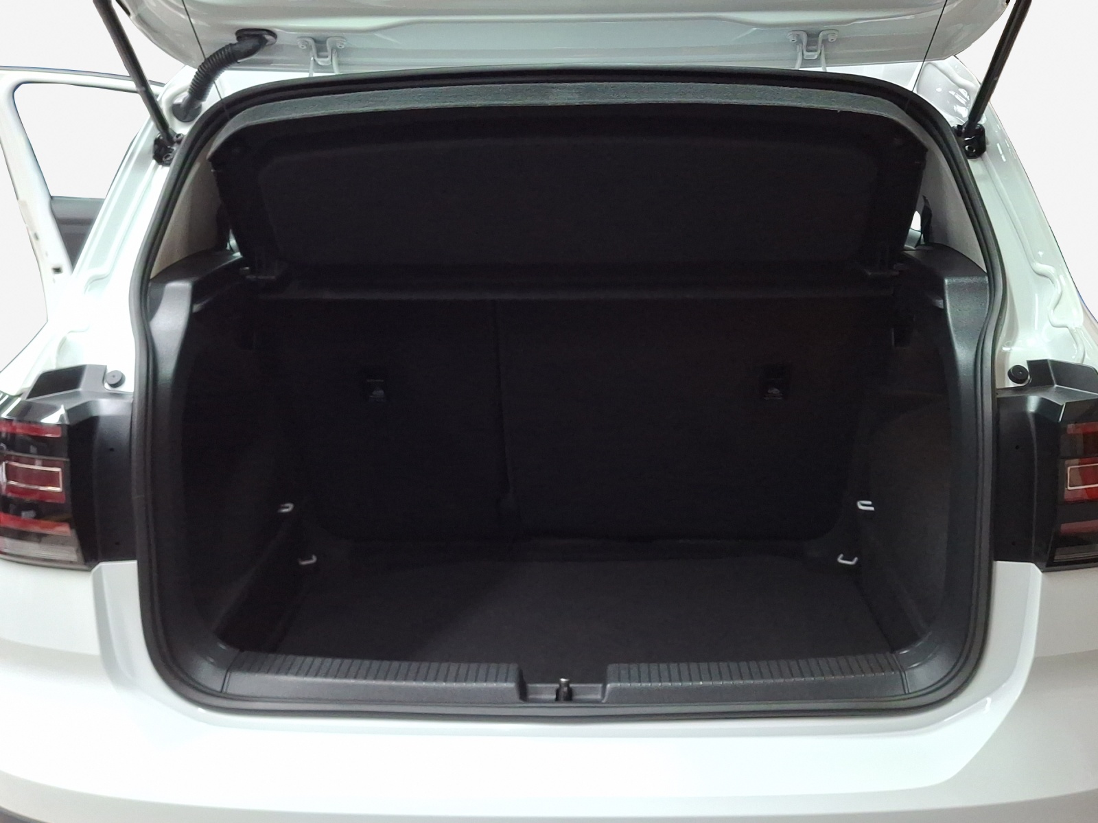 VW T-Cross 1.0 TSI-image-12