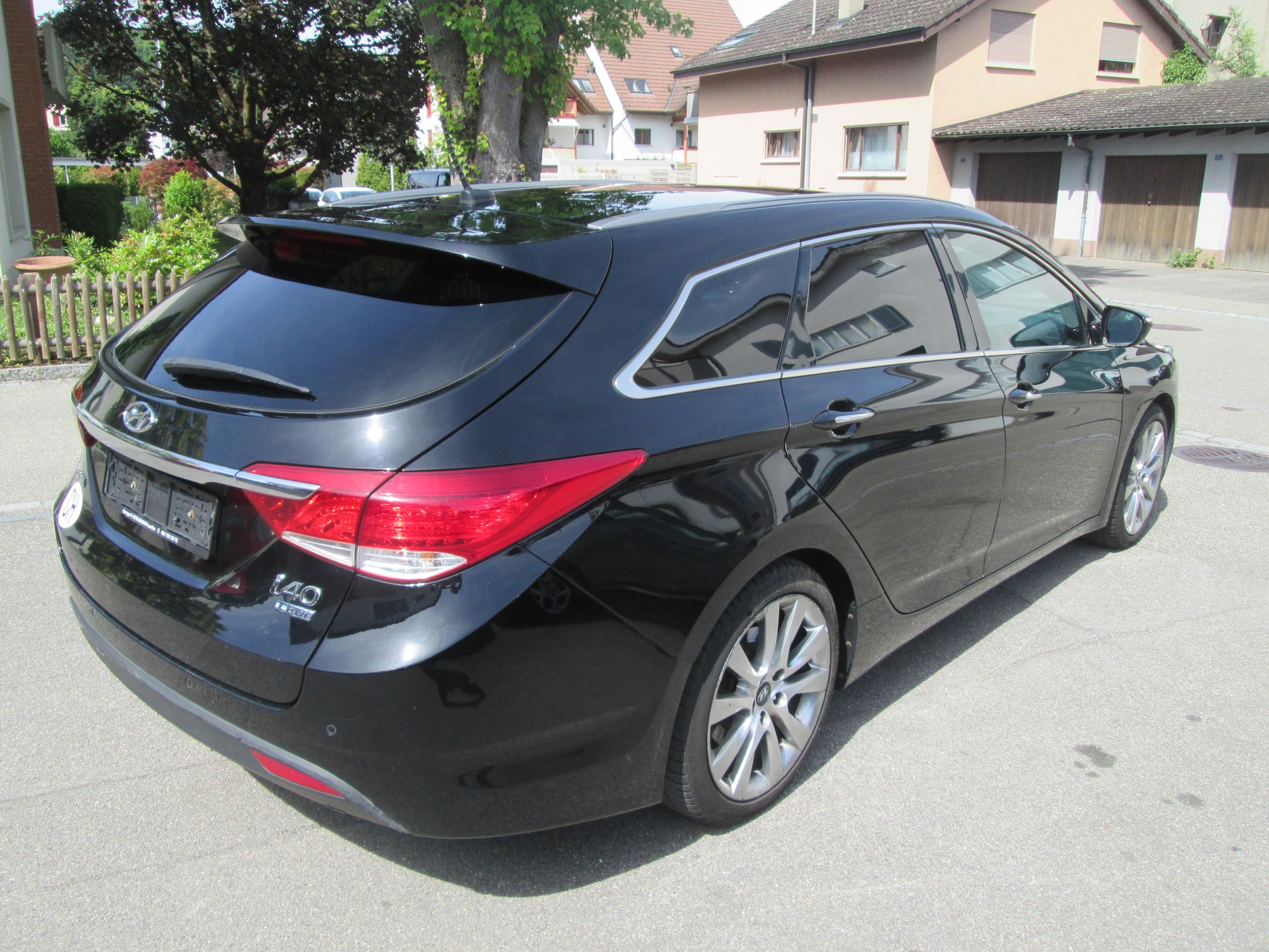 HYUNDAI i40 Wagon 1.7 CRDI Premium-image-4