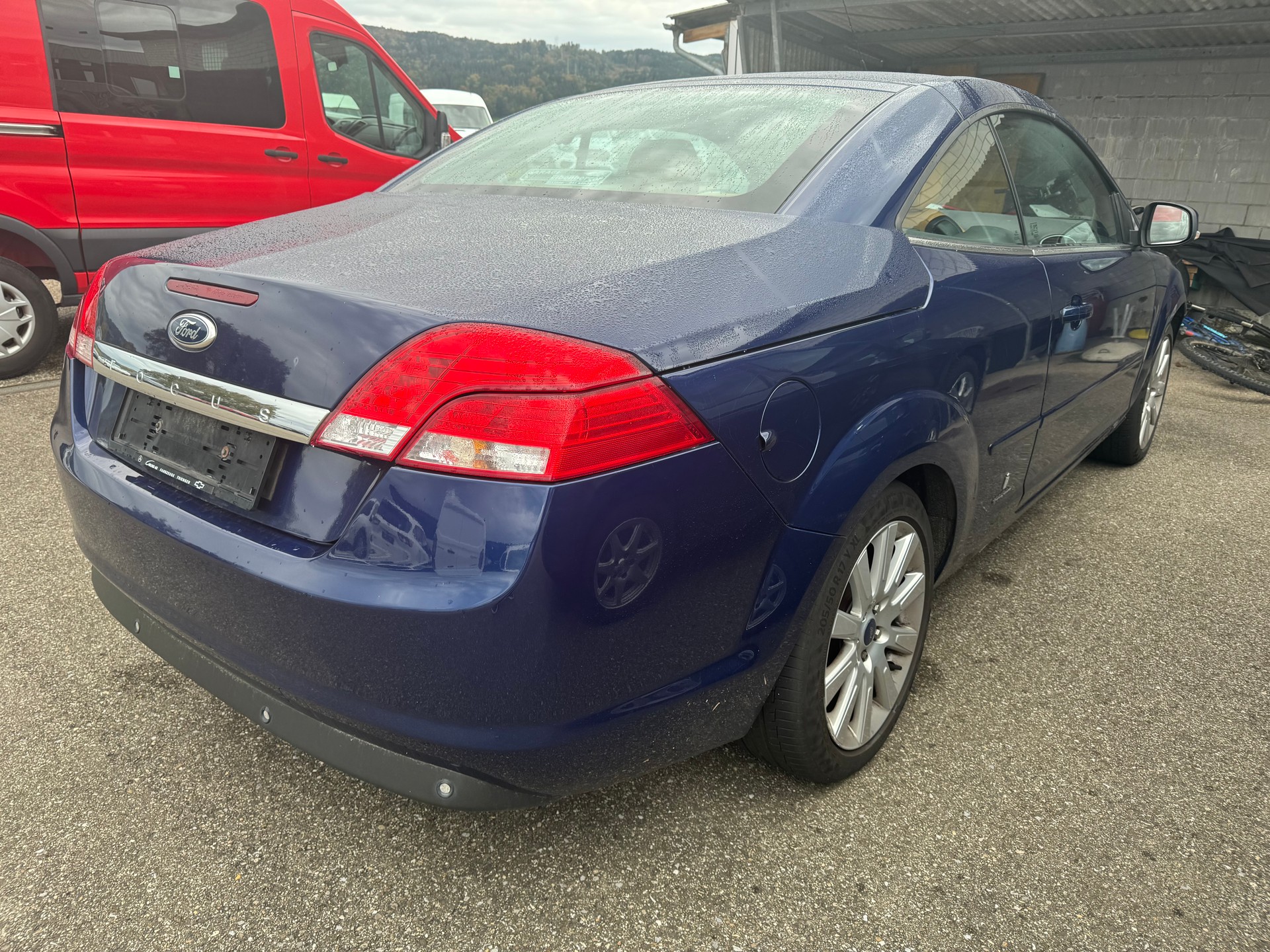 FORD Focus CC 2.0i Titanium-image-1