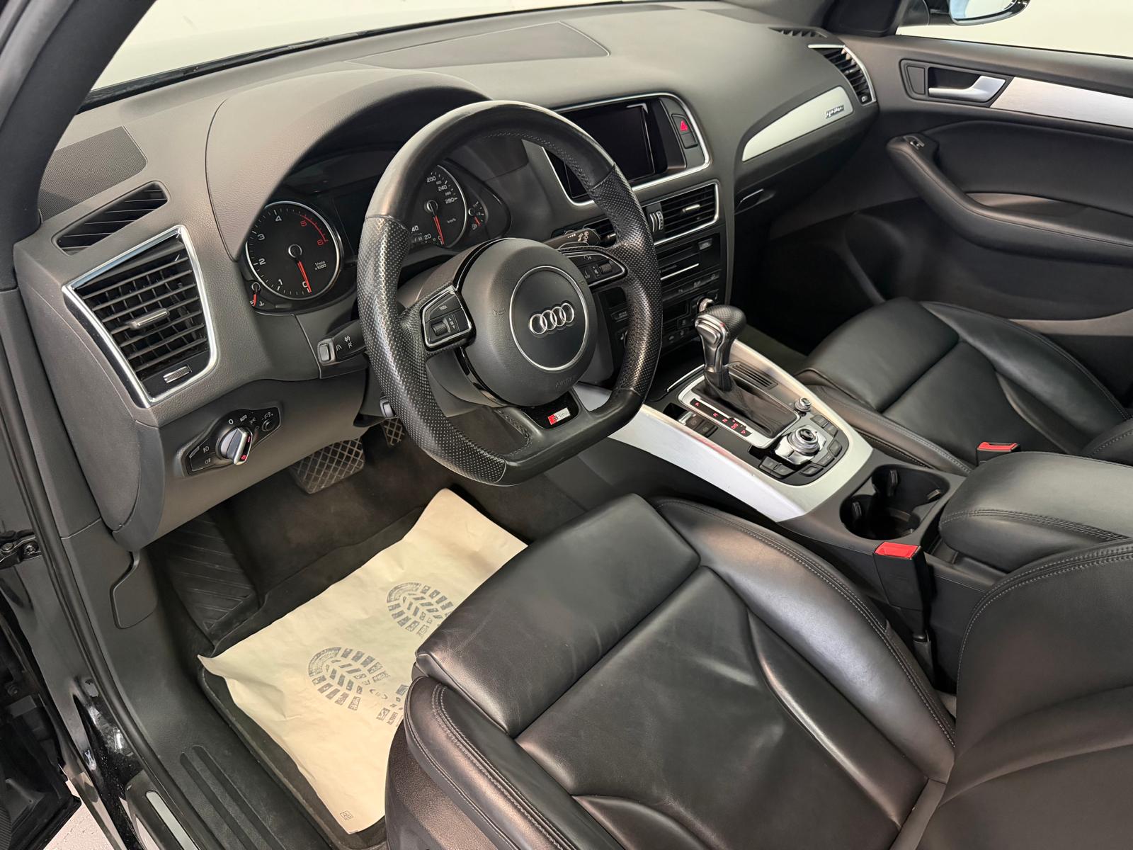 AUDI Q5 2.0 TDI quattro S-tronic-image-17
