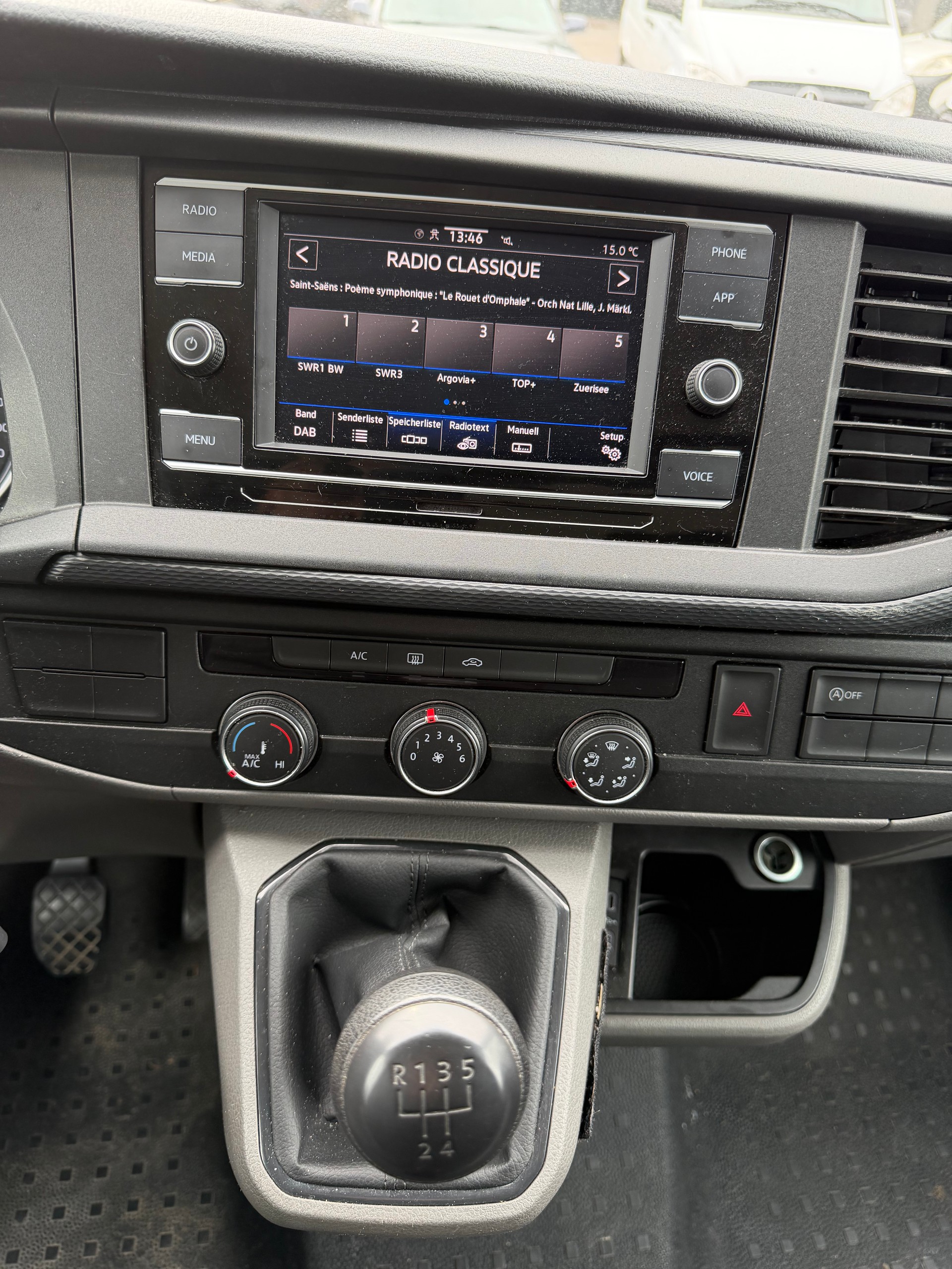 VW T6.1 2.0 TDI-image-9
