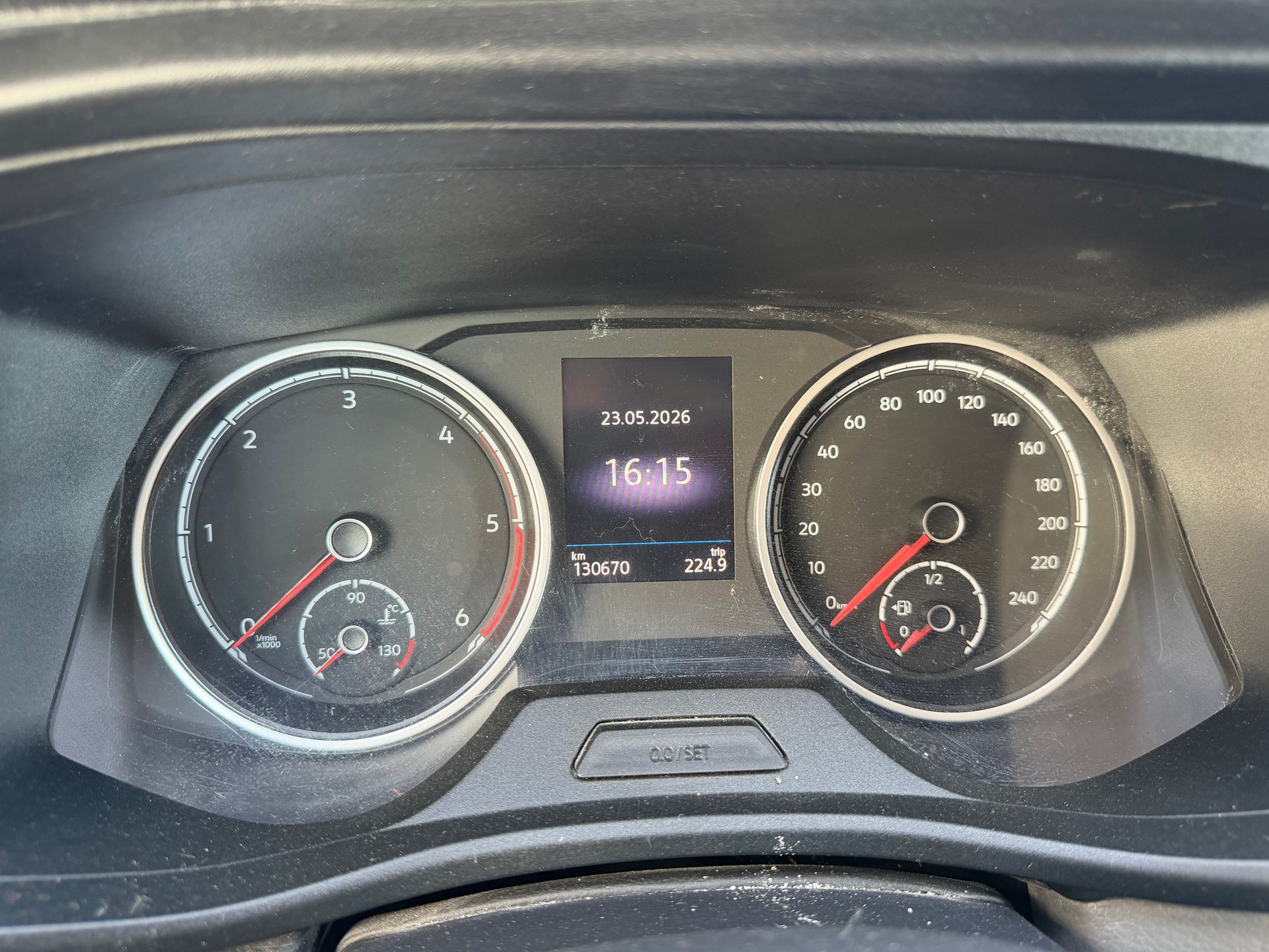 VW T6.1 2.0 TDI-image-5