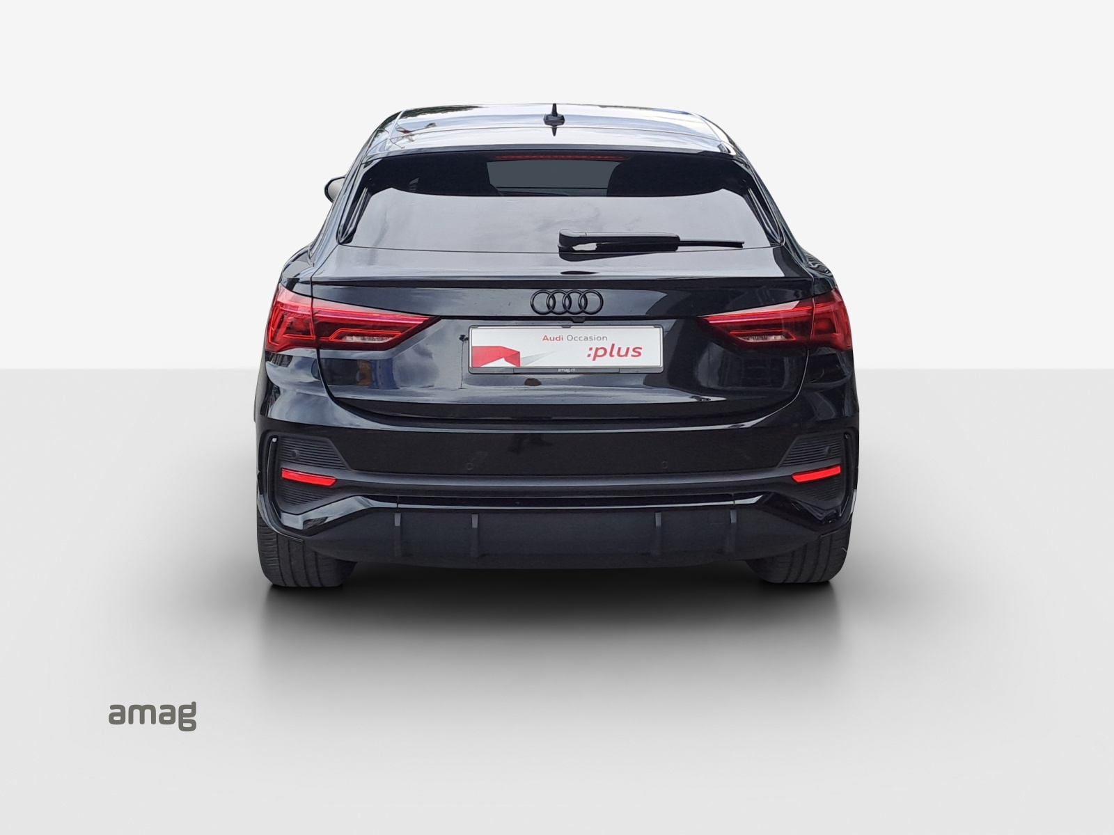 AUDI Q3 Sportback 35 TFSI S line Attraction S-tronic-image-3