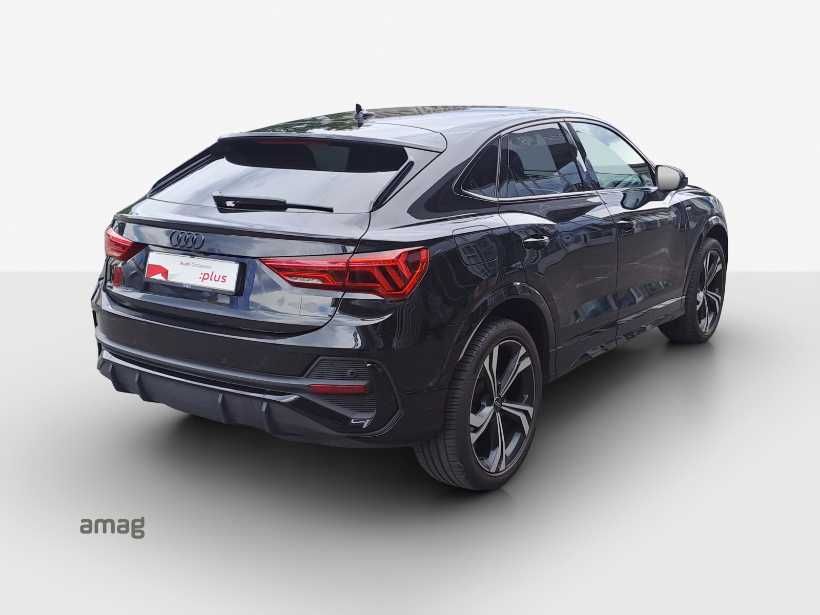 AUDI Q3 Sportback 35 TFSI S line Attraction S-tronic-image-4