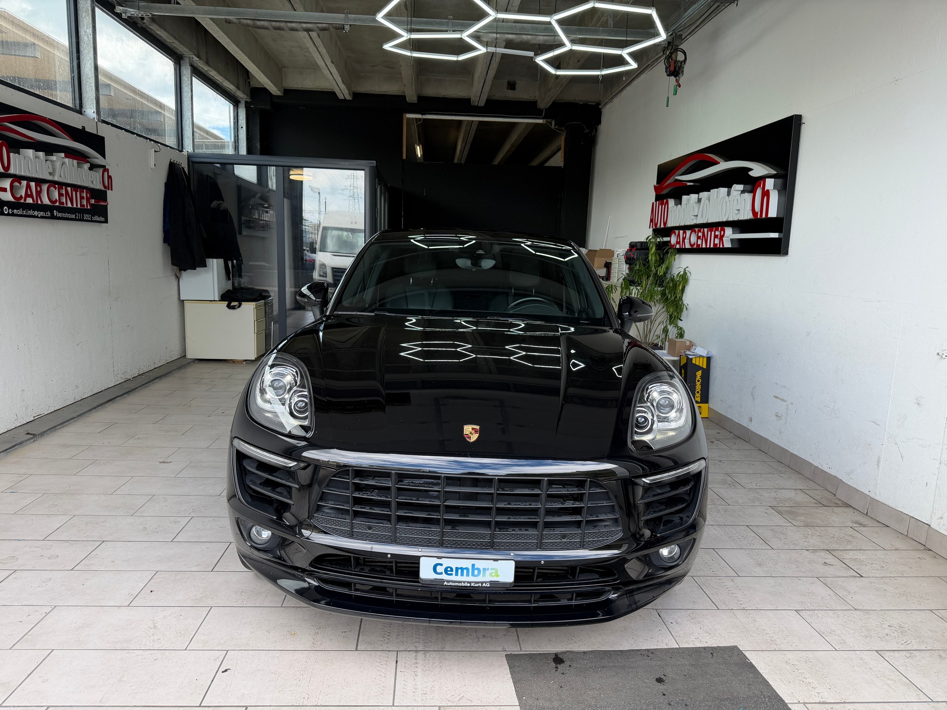 PORSCHE Macan S Diesel PDK-image-1