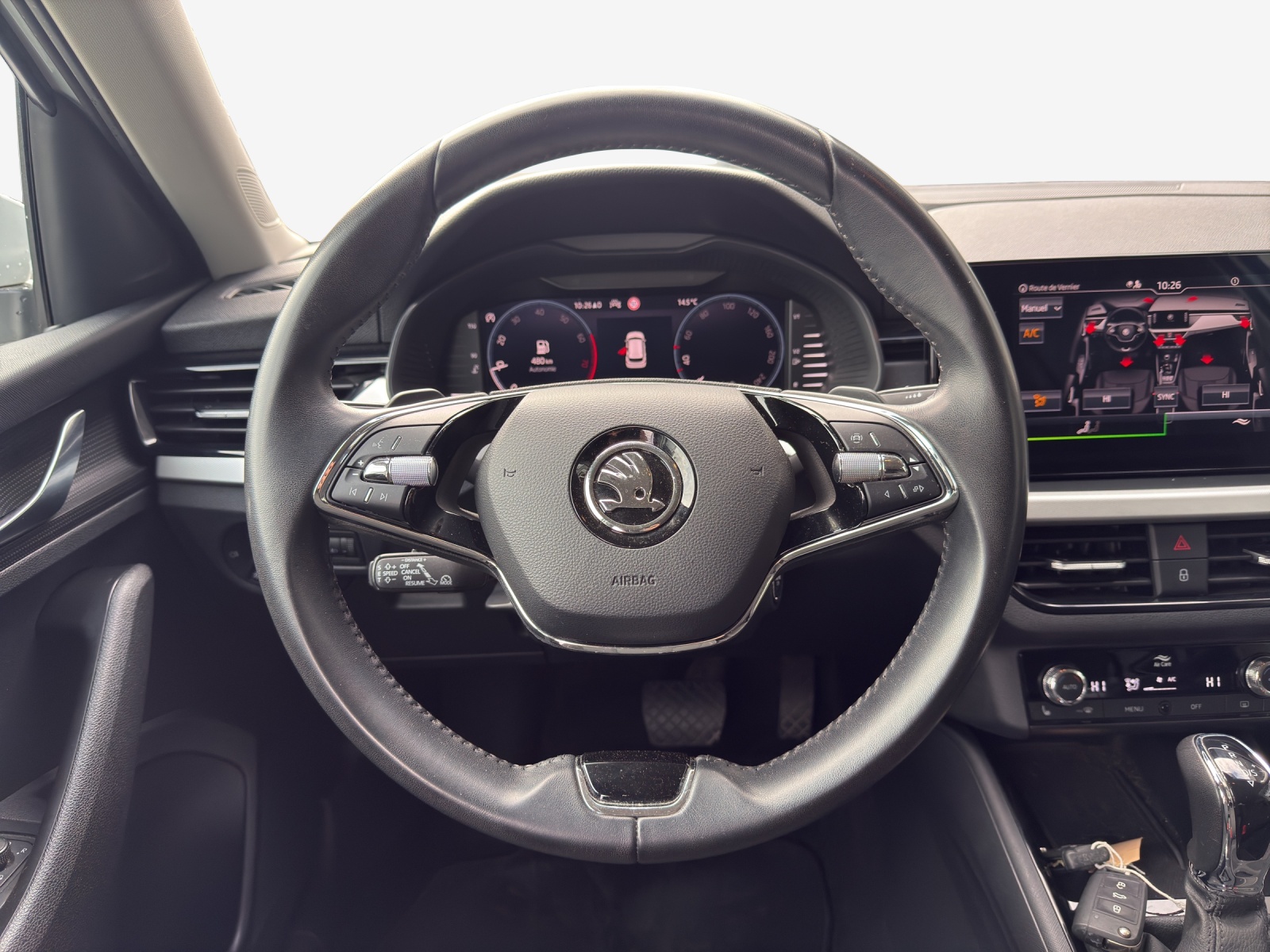 SKODA Kamiq 1.0 TSI Ambition DSG-image-9