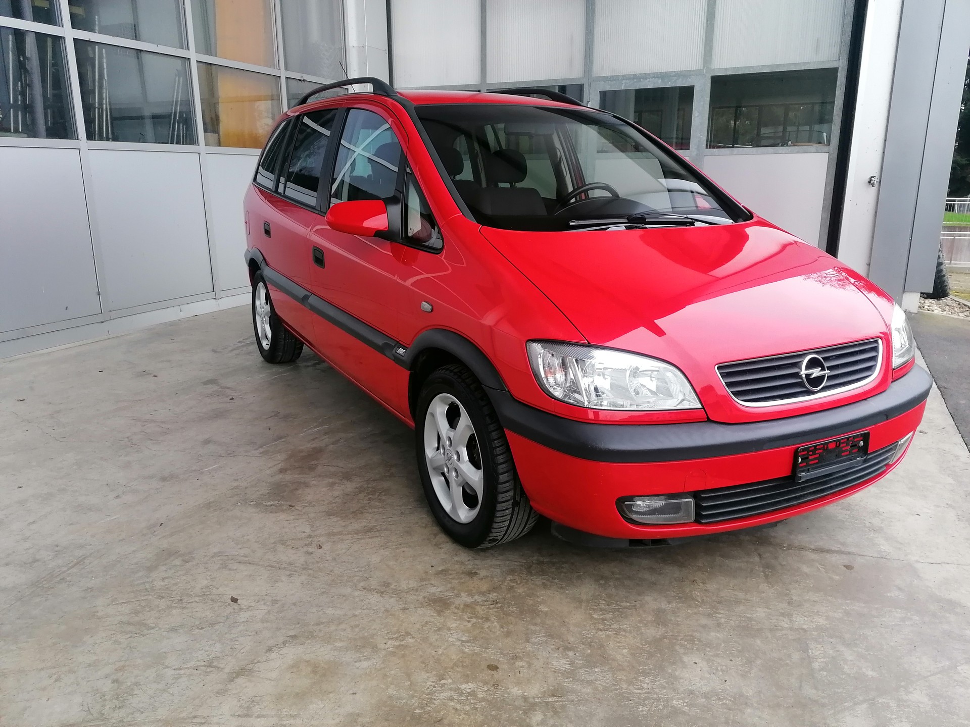 OPEL Zafira 2.2i 16V Comfort-image-3