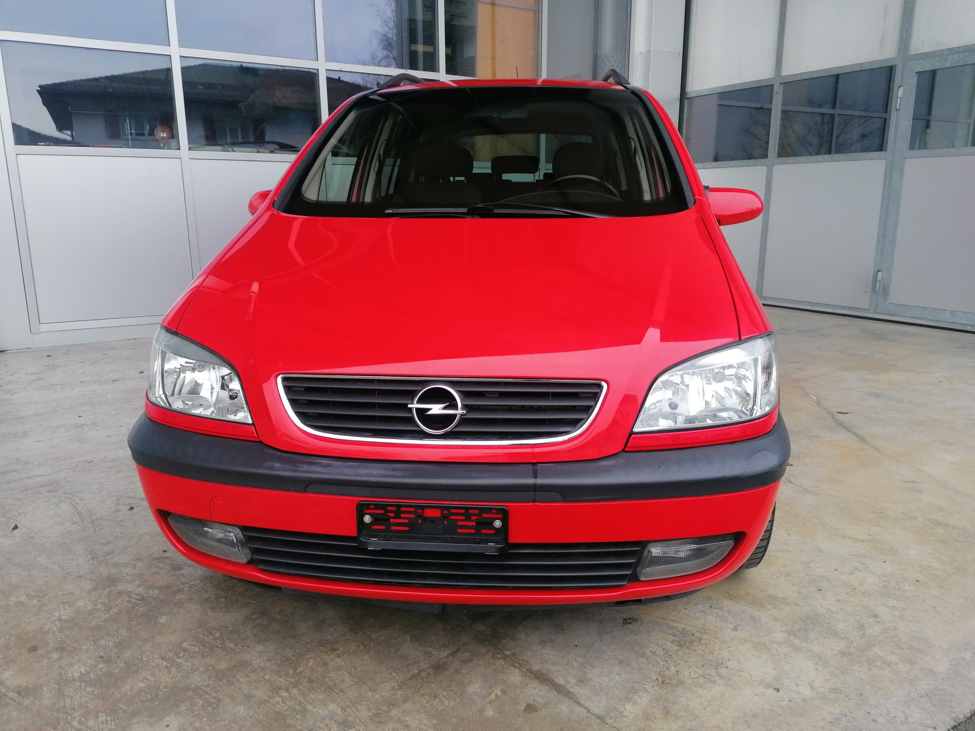 OPEL Zafira 2.2i 16V Comfort-image-2