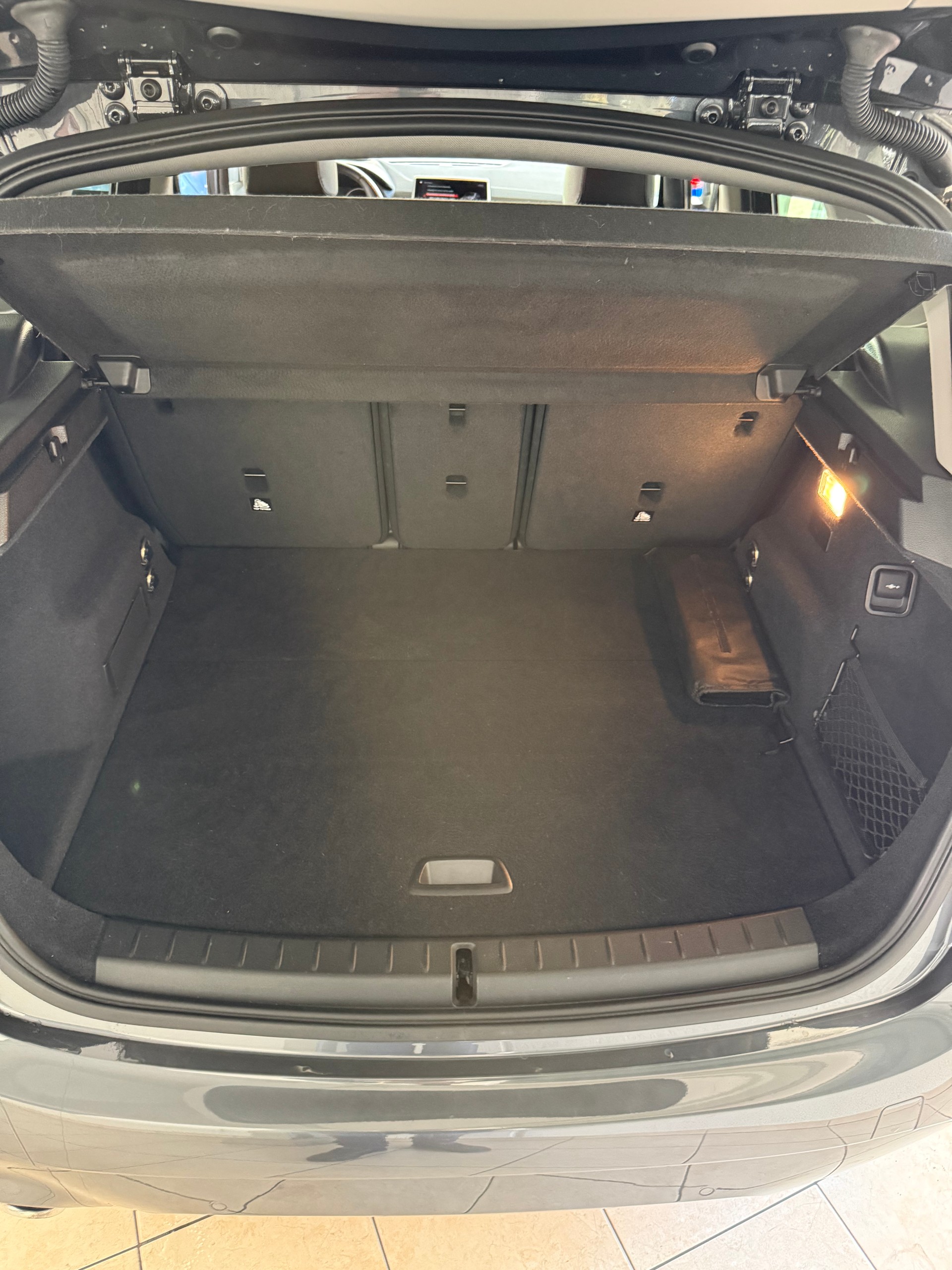 BMW 225xe iPerformance Active Tourer Steptronic-image-12