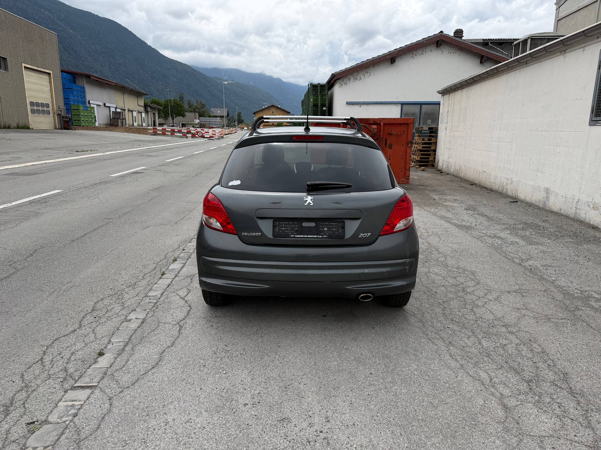 PEUGEOT 207 1.6 HDI Sport-image-7