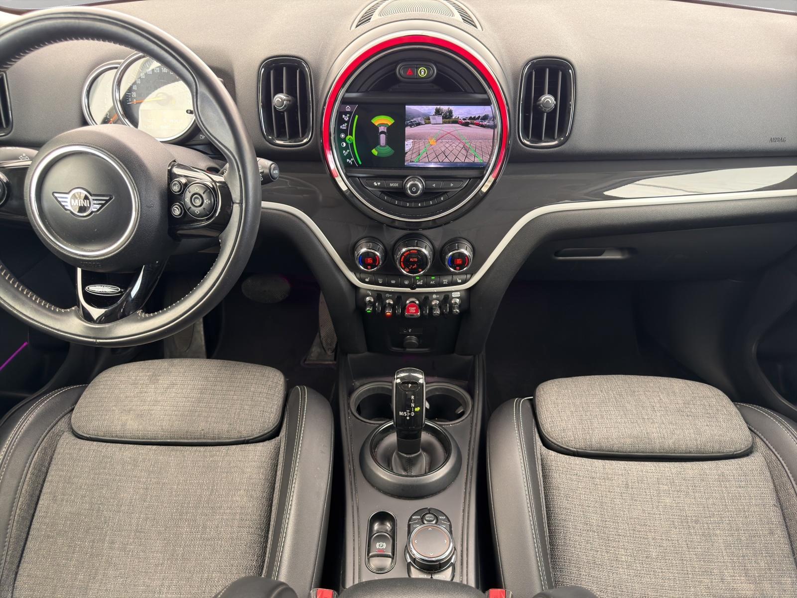 MINI Countryman Cooper S ALL4 Steptronic (CH)-image-11