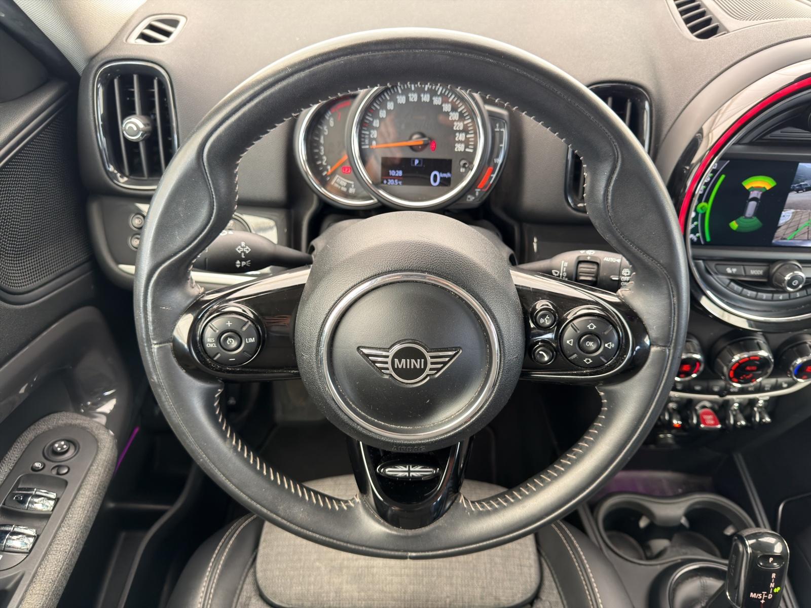 MINI Countryman Cooper S ALL4 Steptronic (CH)-image-12