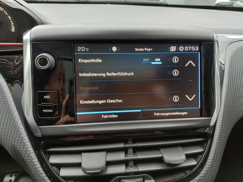 PEUGEOT 2008 1.2 PureTech 110 GT Line S/S-image-12