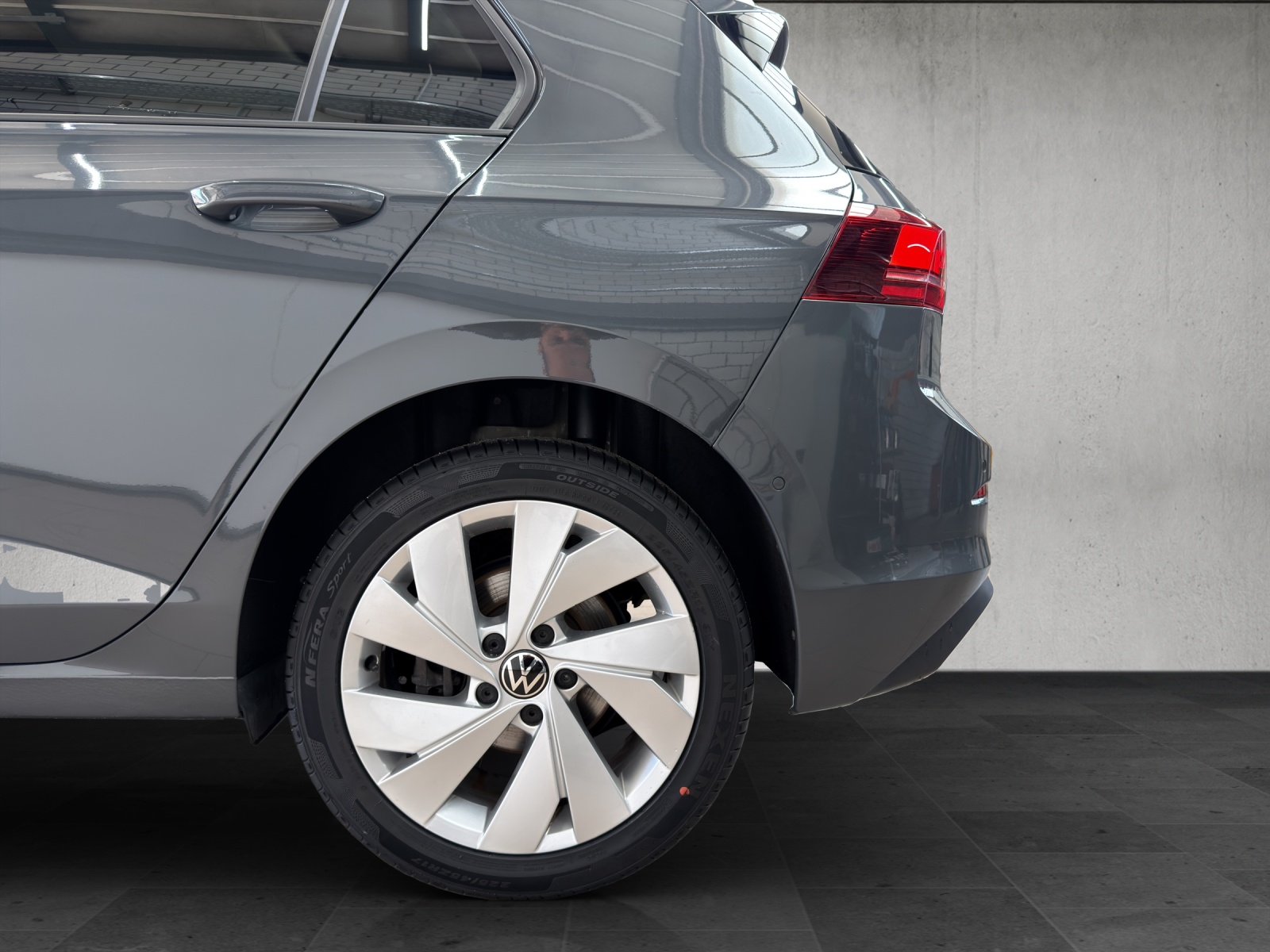 VW Golf 2.0 TDI Life DSG *Werksgarantie bis 07.2030*-image-8