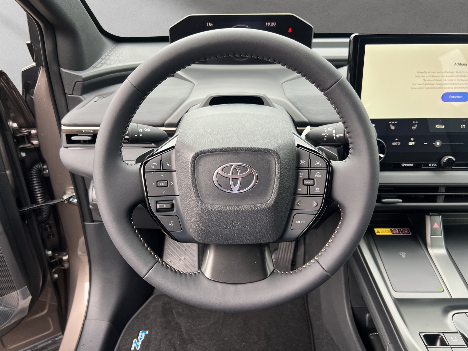 TOYOTA bZ4X Touring Style AWD-image-4