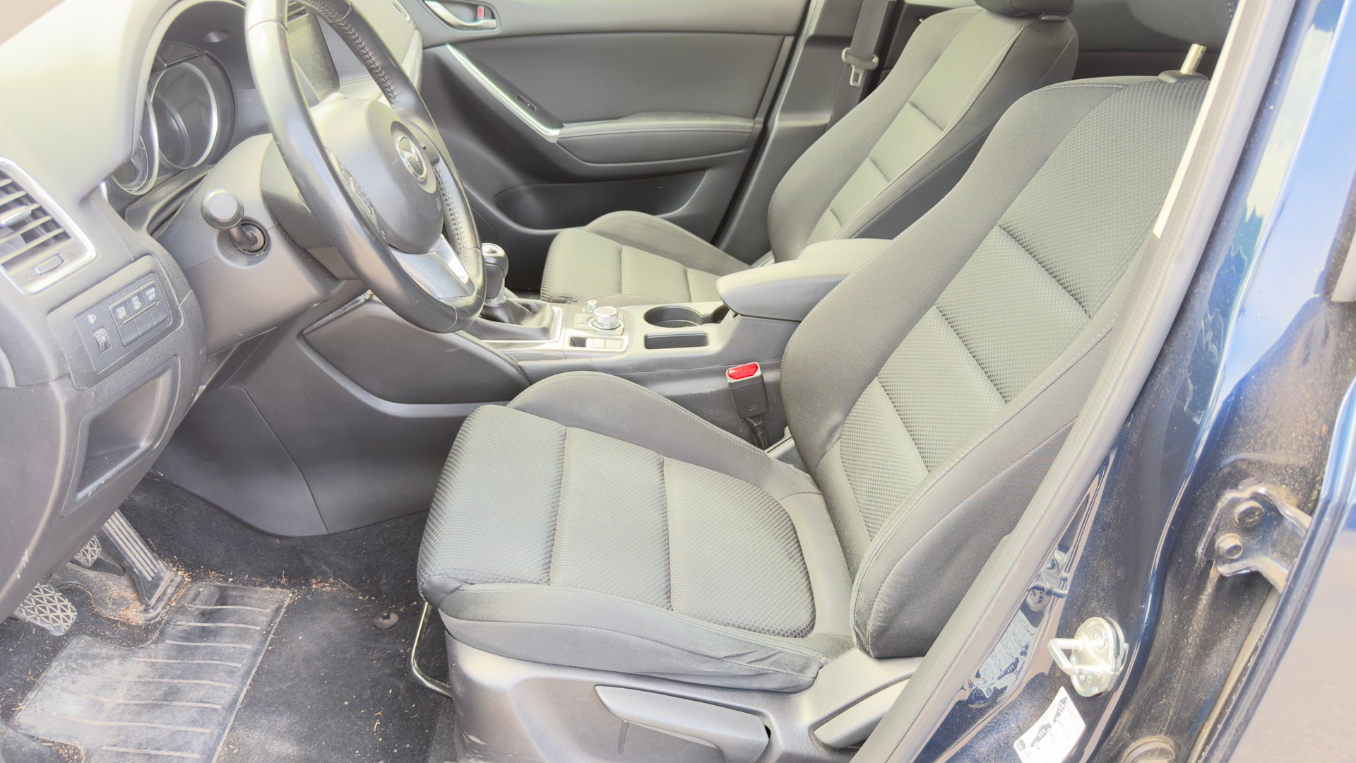 MAZDA CX-5 2.2 D Ambition FWD-image-9
