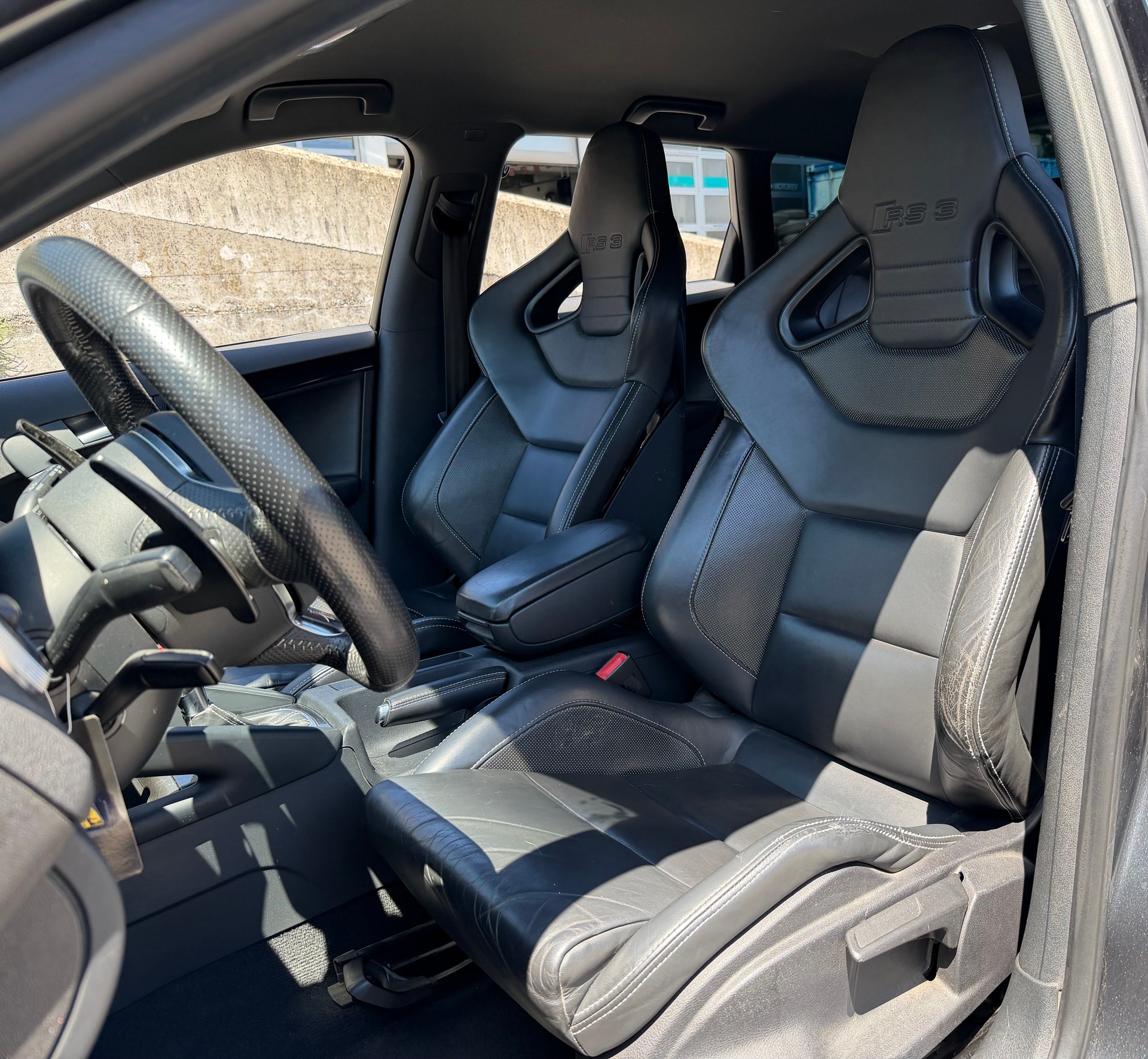 AUDI RS3 Sportback 2.5 TFSI quattro S-tronic-image-5