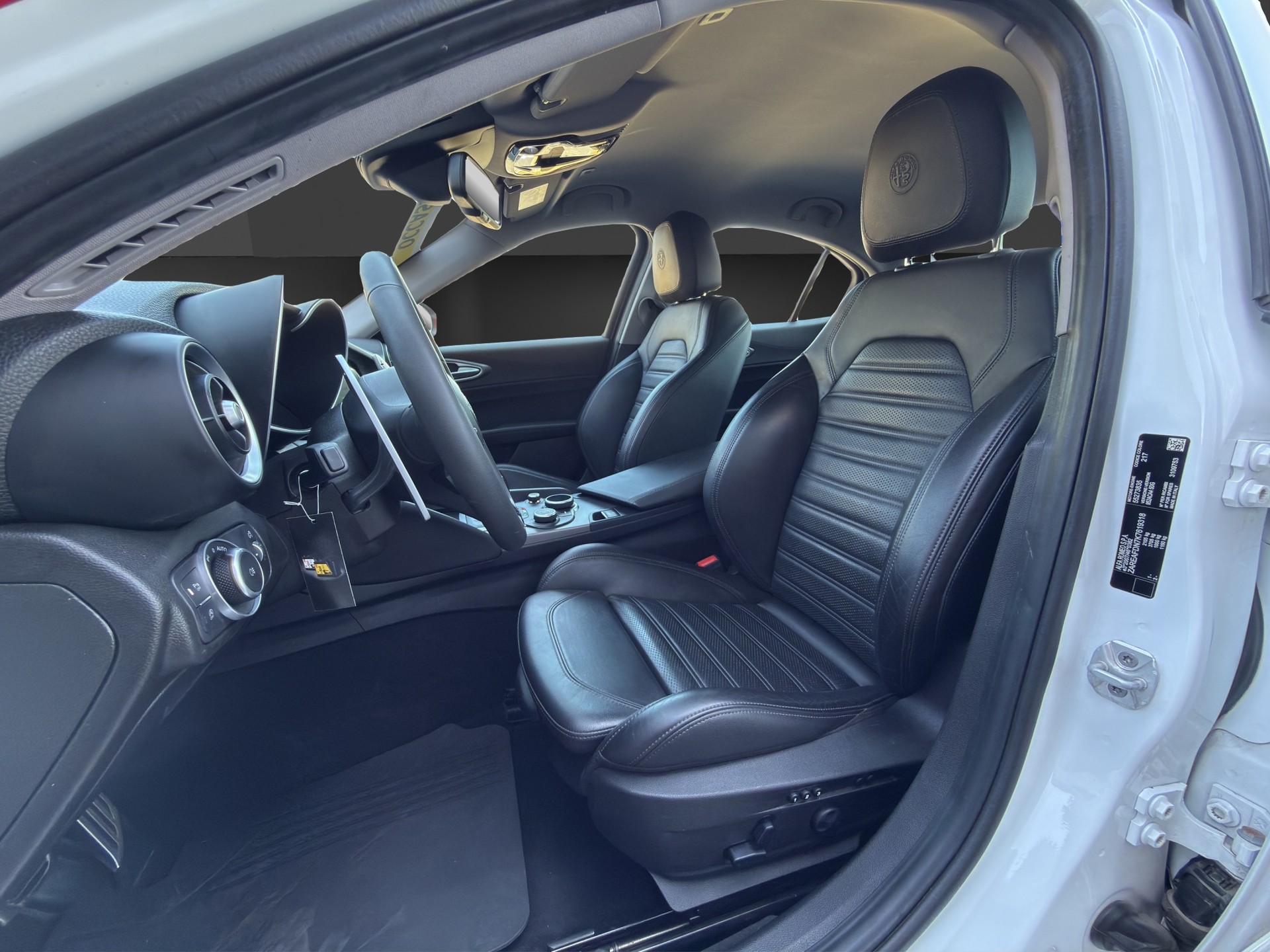 ALFA ROMEO Giulia 2.0 Veloce Q4 Automatic-image-15