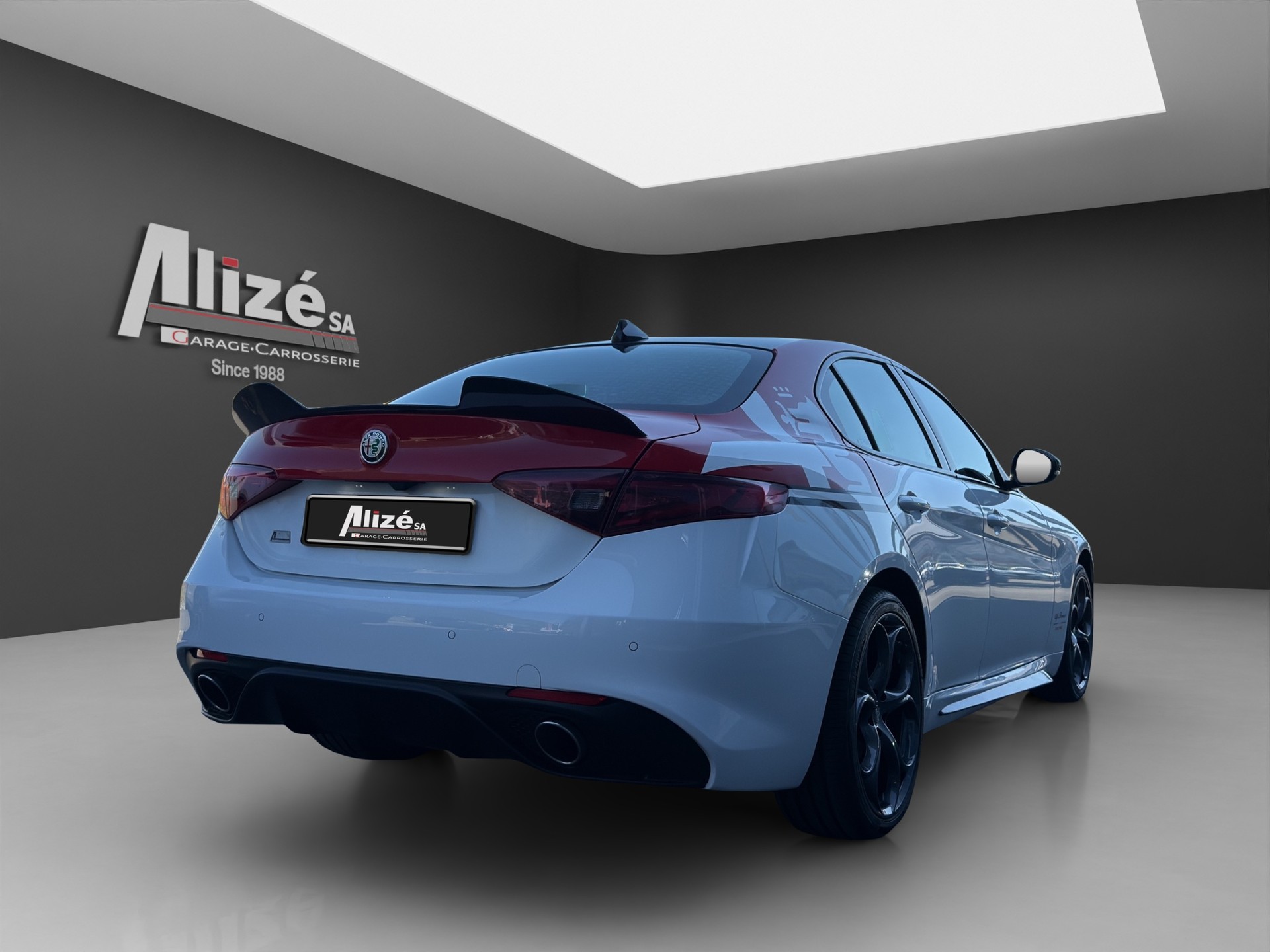 ALFA ROMEO Giulia 2.0 Veloce Q4 Automatic-image-6