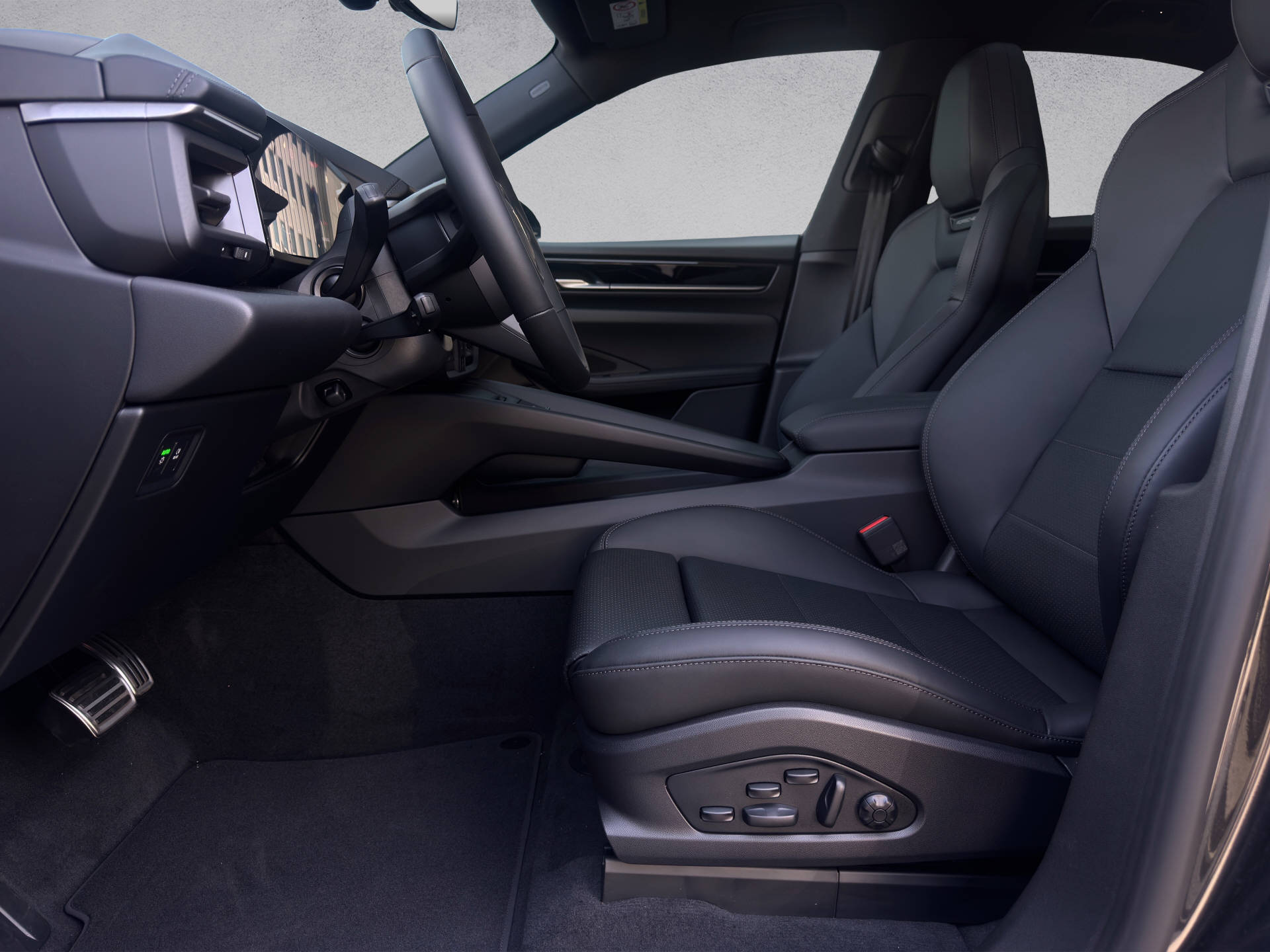 PORSCHE Macan 4S-image-7
